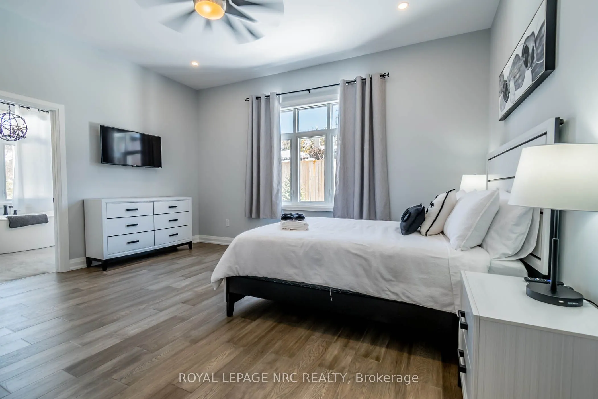 7472 MOUNTAIN Road, #1