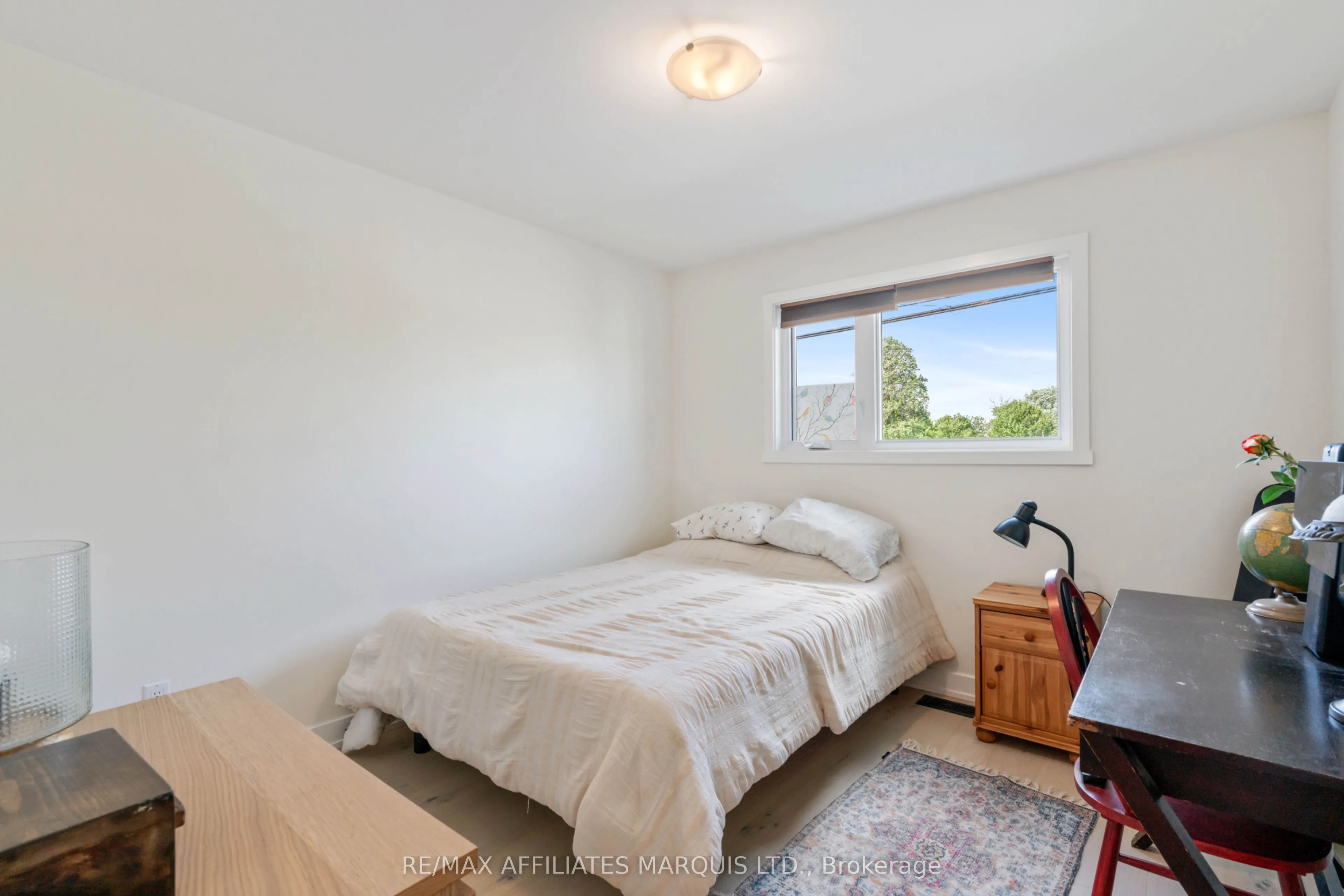108 Bishop Street S