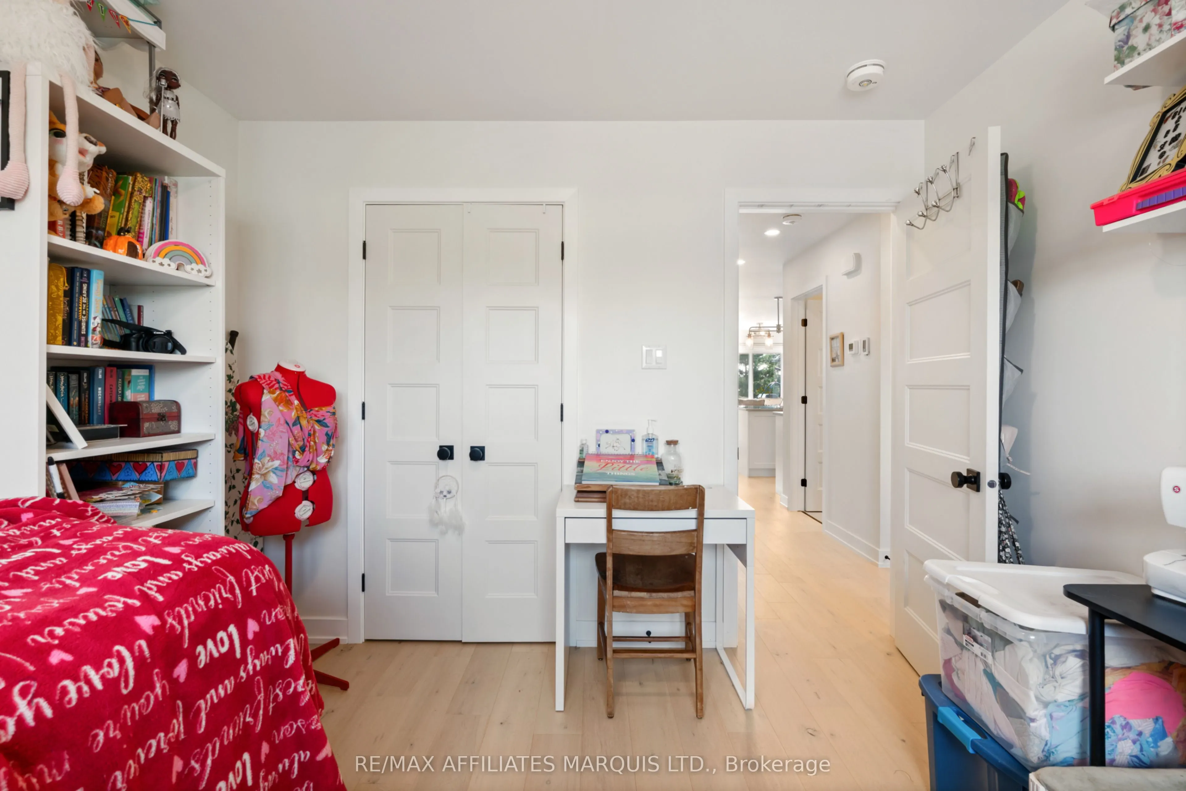 108 Bishop Street S