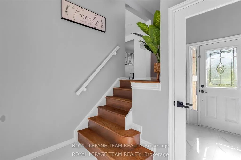 2 Brookhaven Court