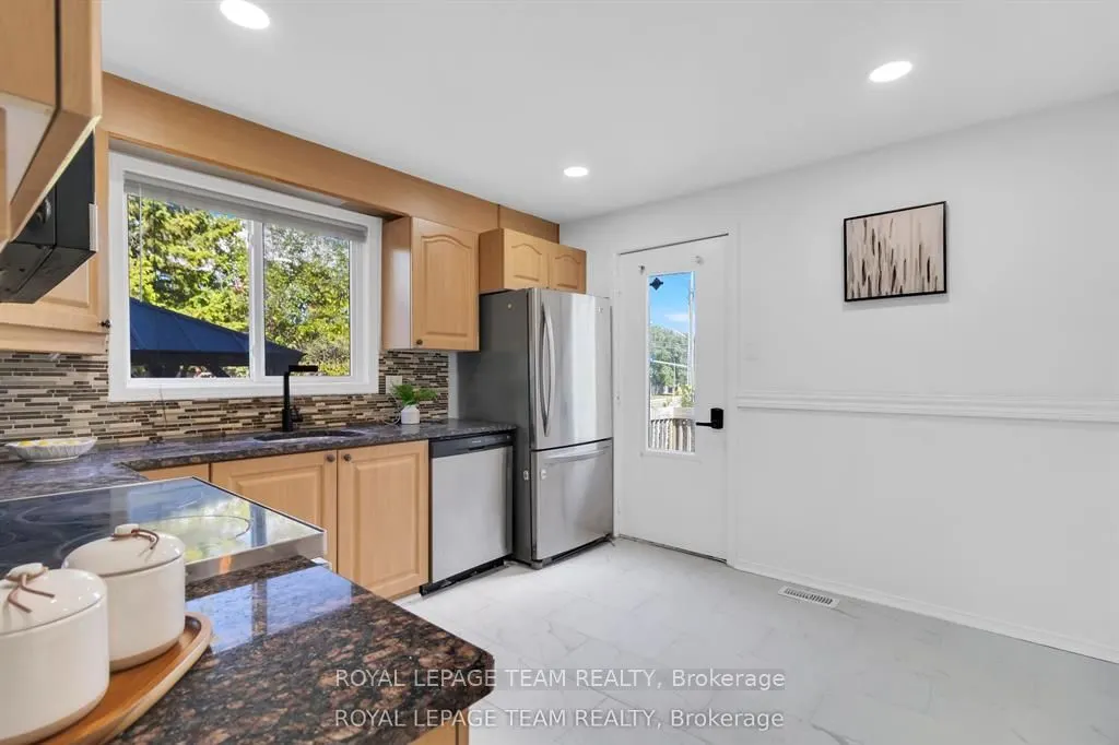 2 Brookhaven Court