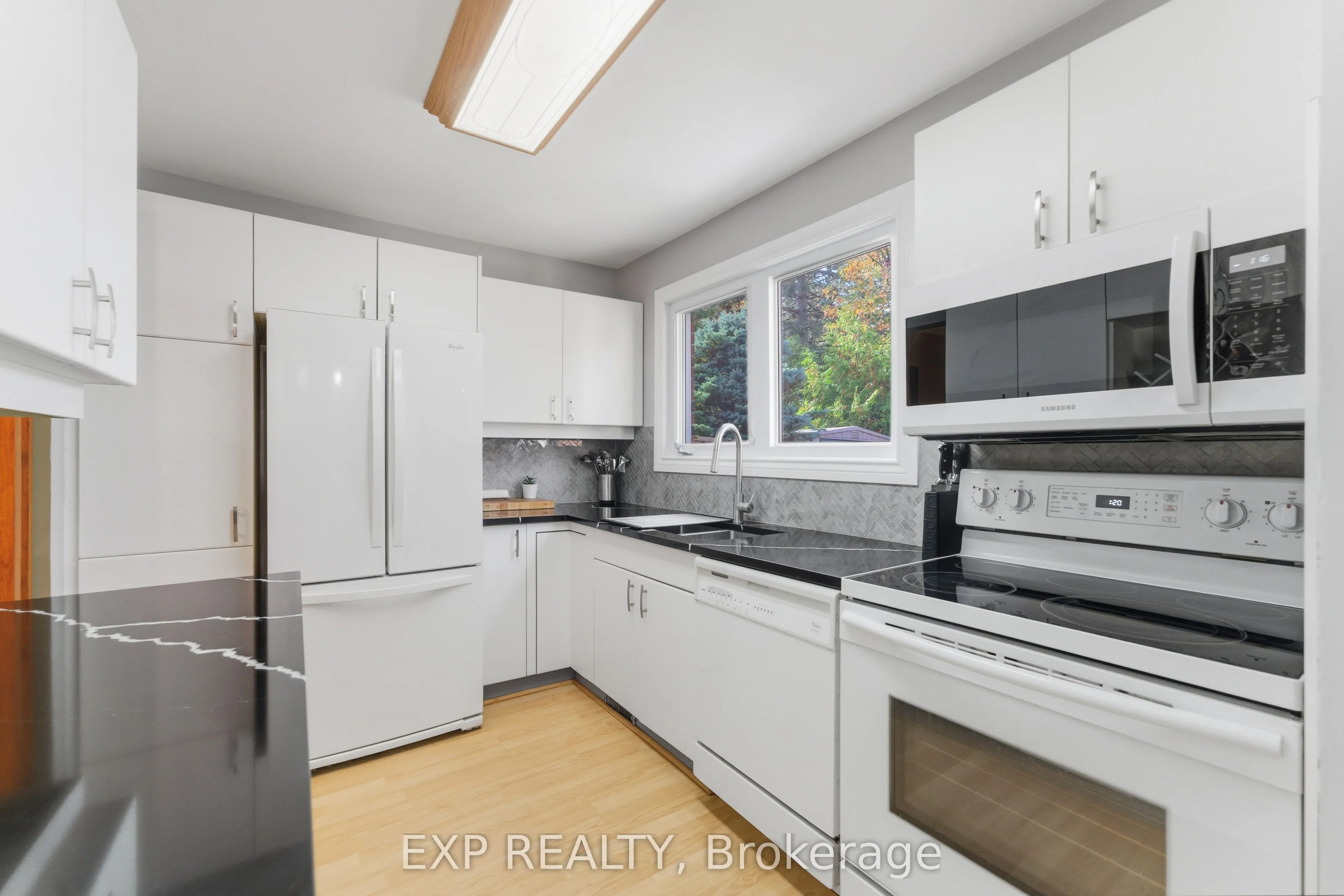 1900 MARQUIS Avenue, #73