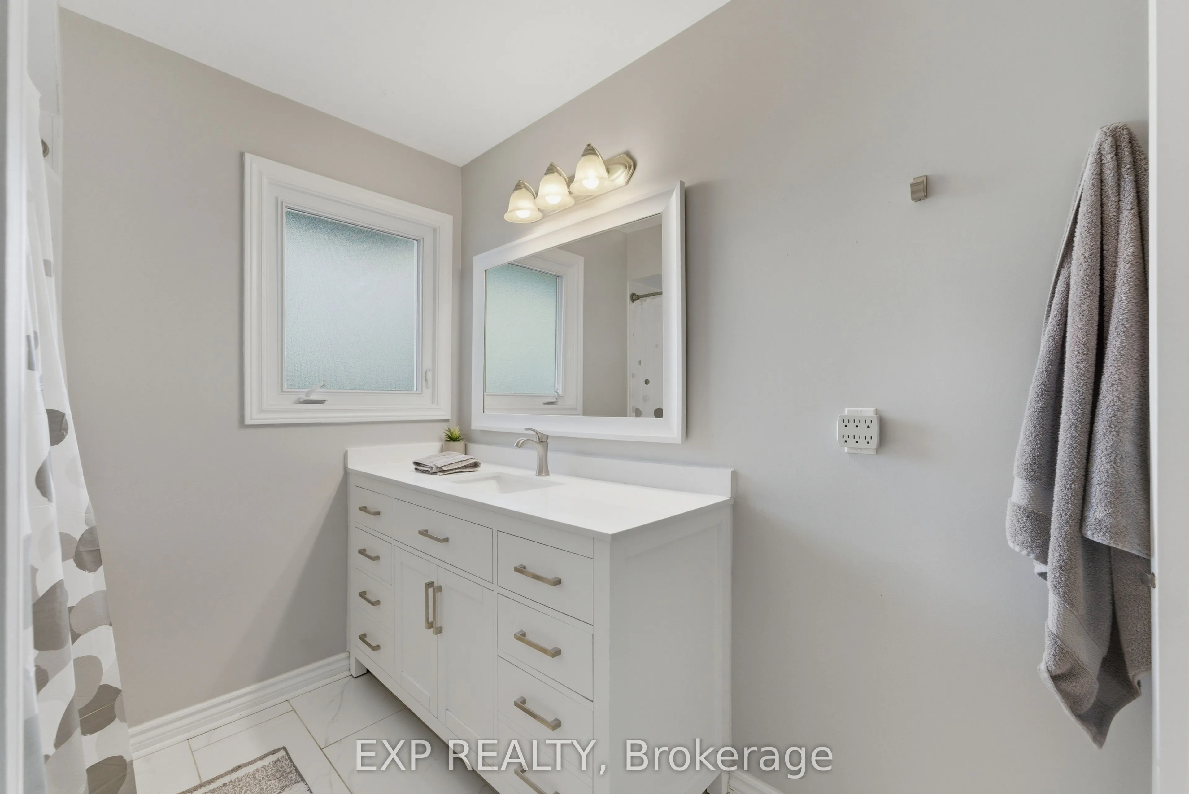 1900 MARQUIS Avenue, #73