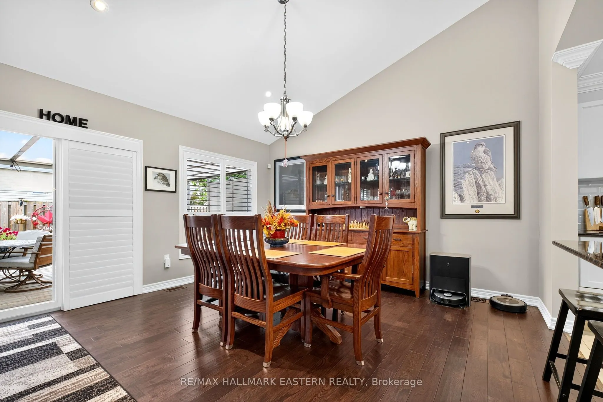12 Grainger Crescent