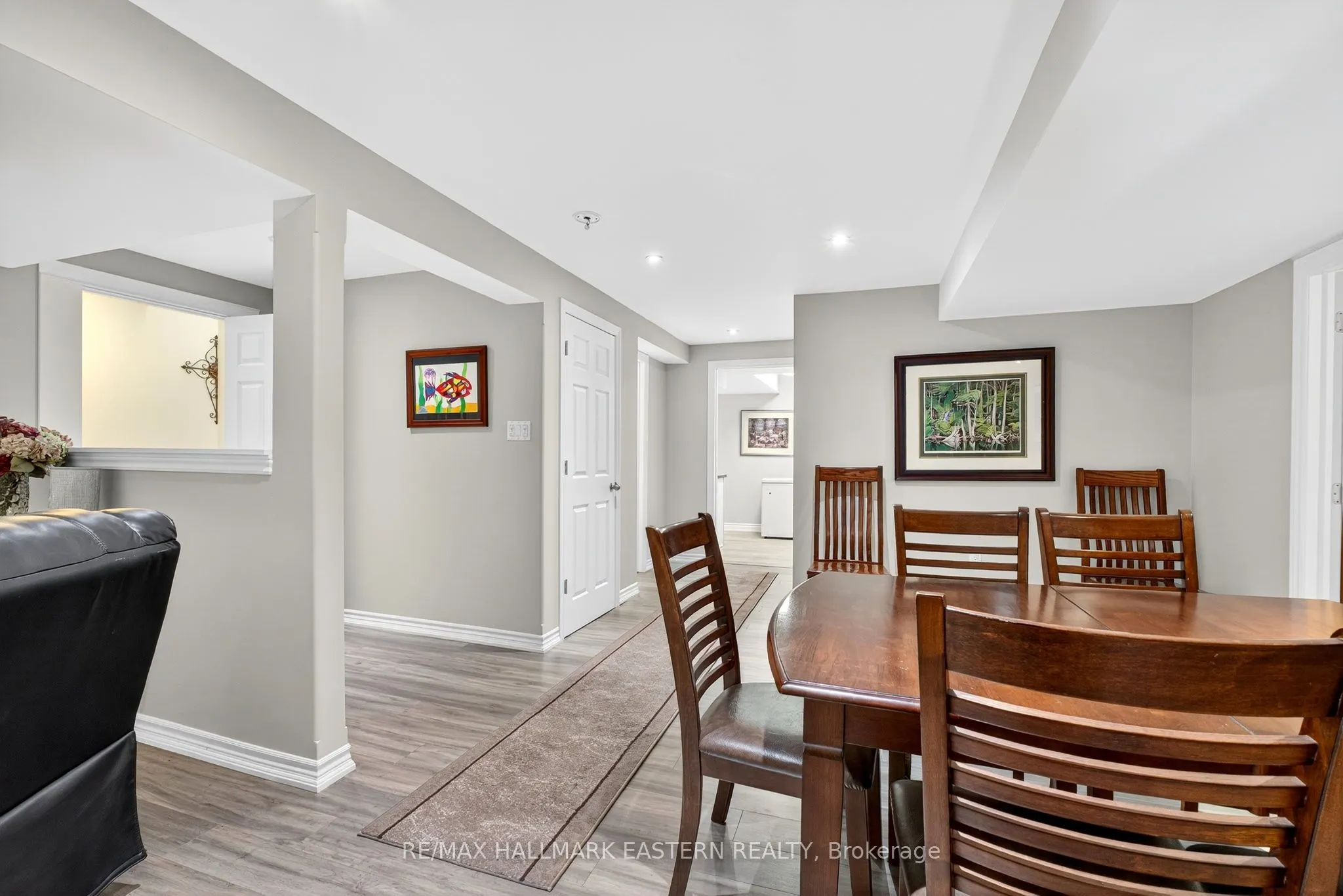 12 Grainger Crescent