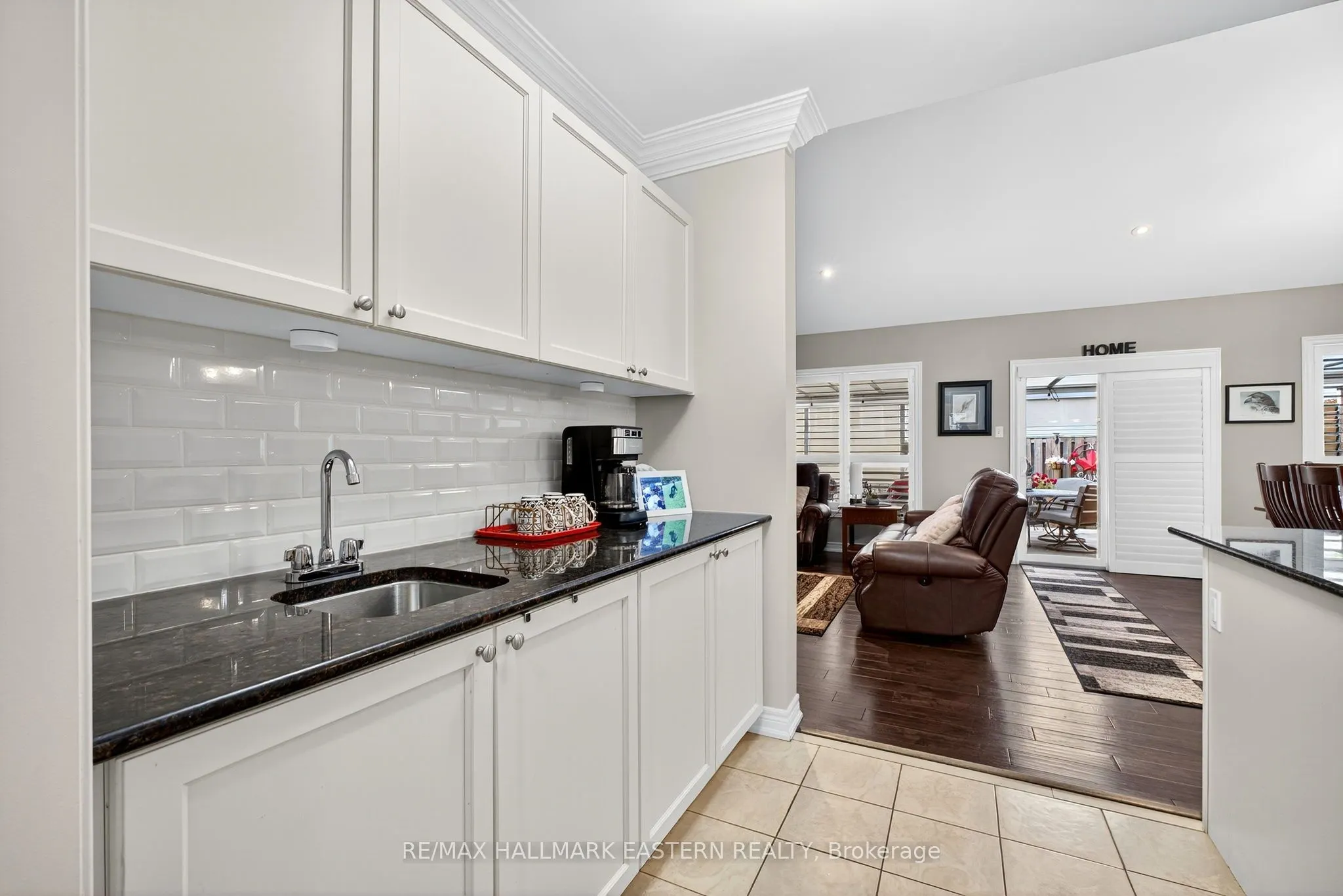 12 Grainger Crescent