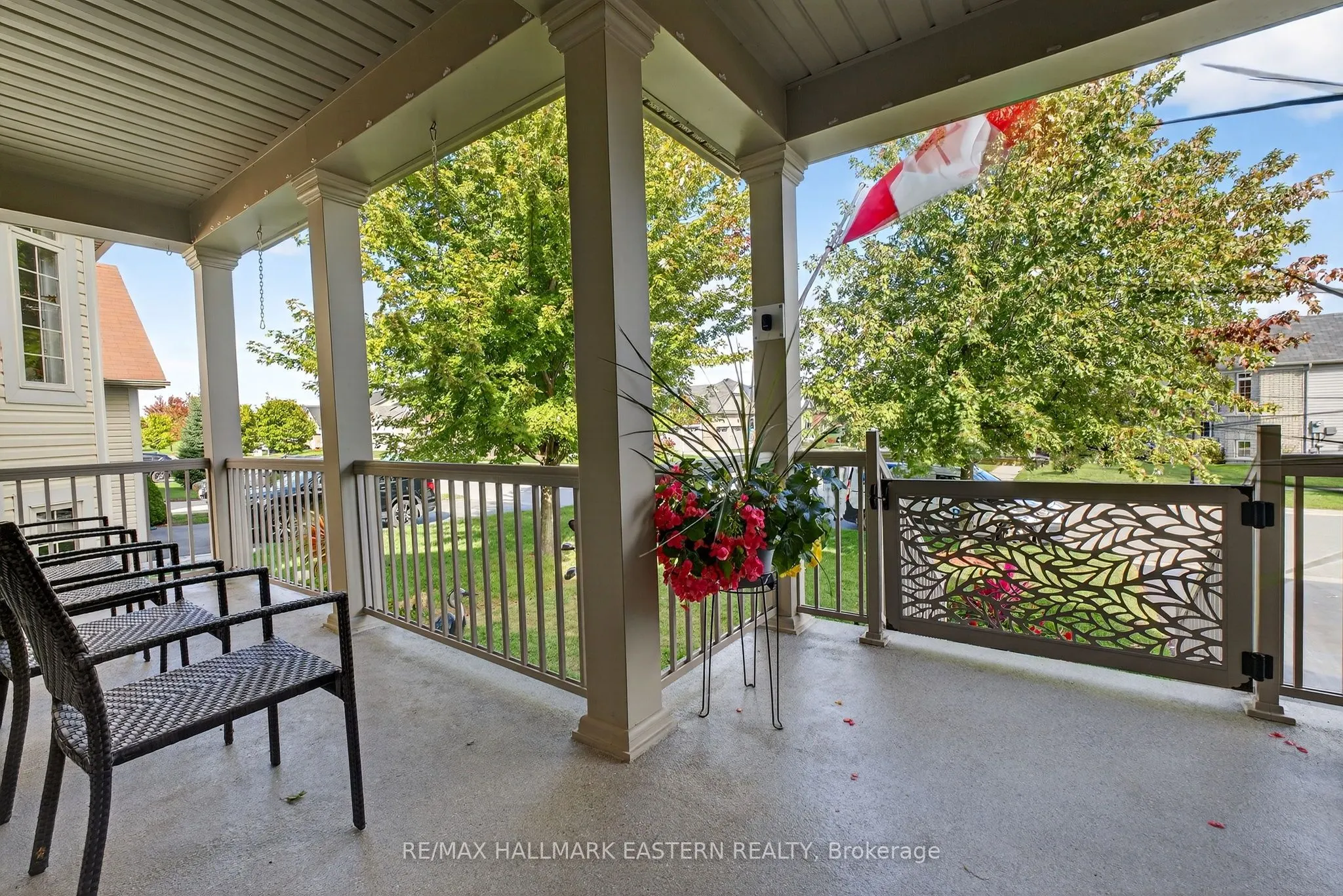 12 Grainger Crescent