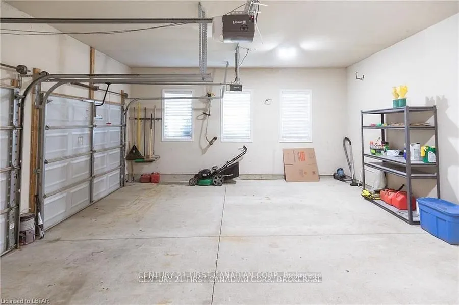 2016 Beaverbrook Avenue