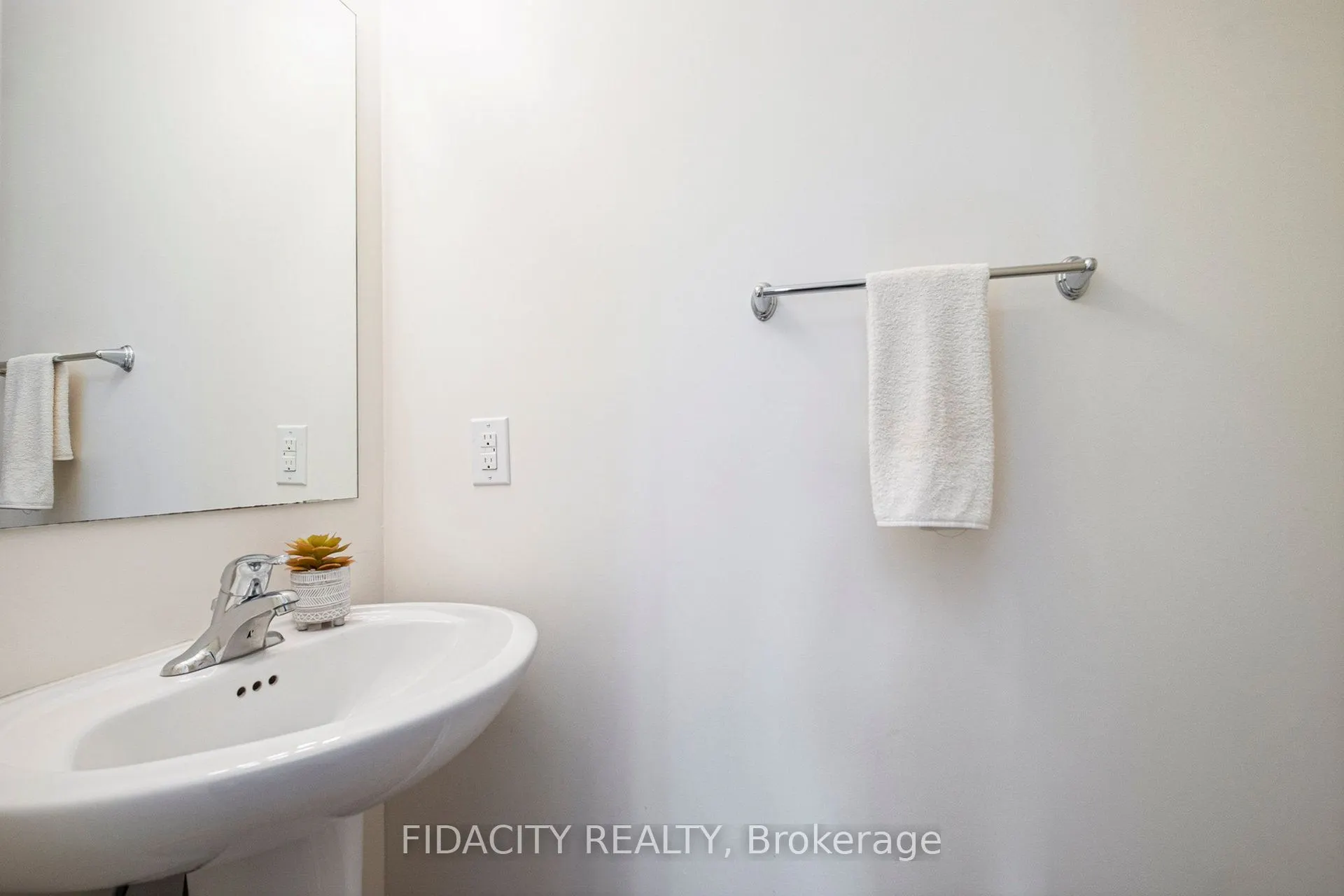 3391 Cambrian Road, #111