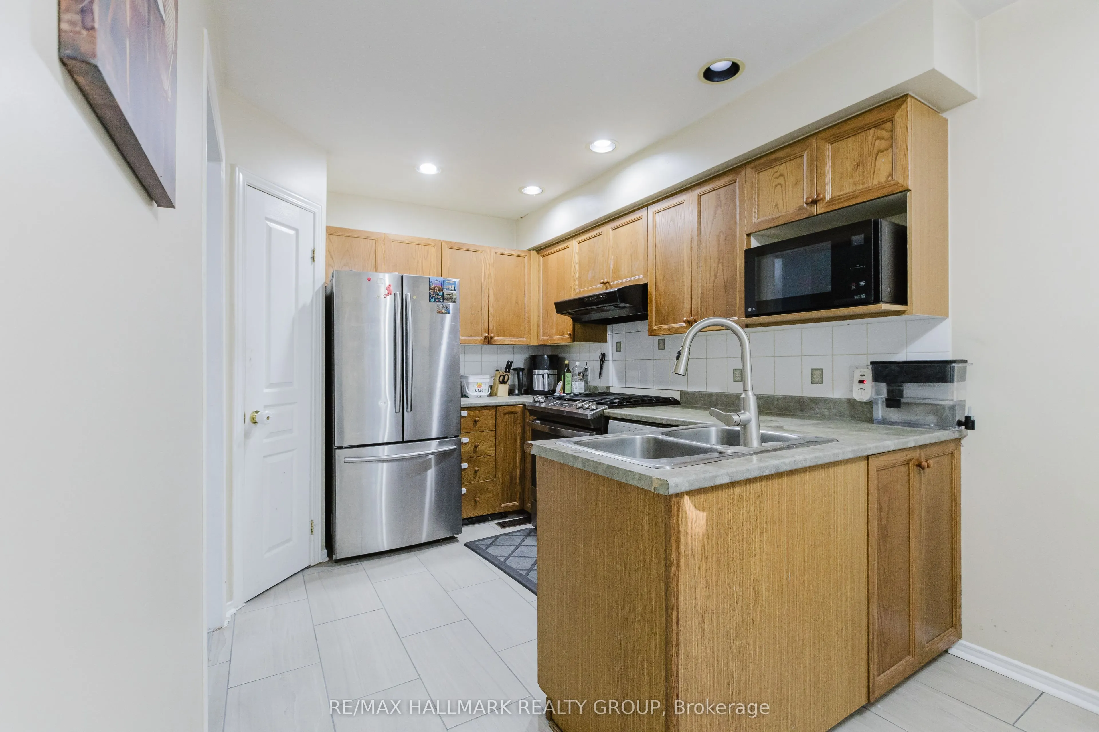 584 Wild Shore Crescent