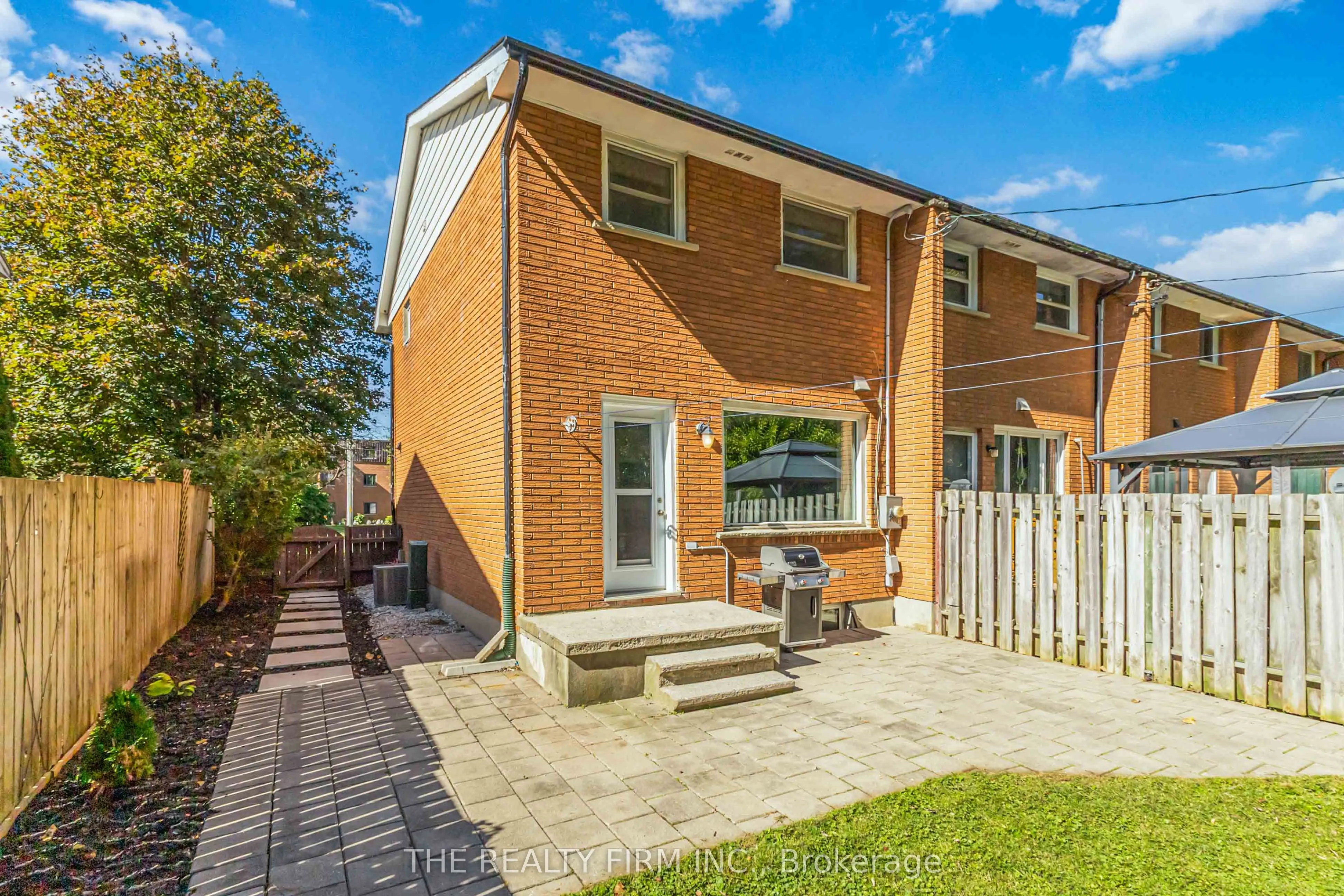 71 Parkside Drive, #5