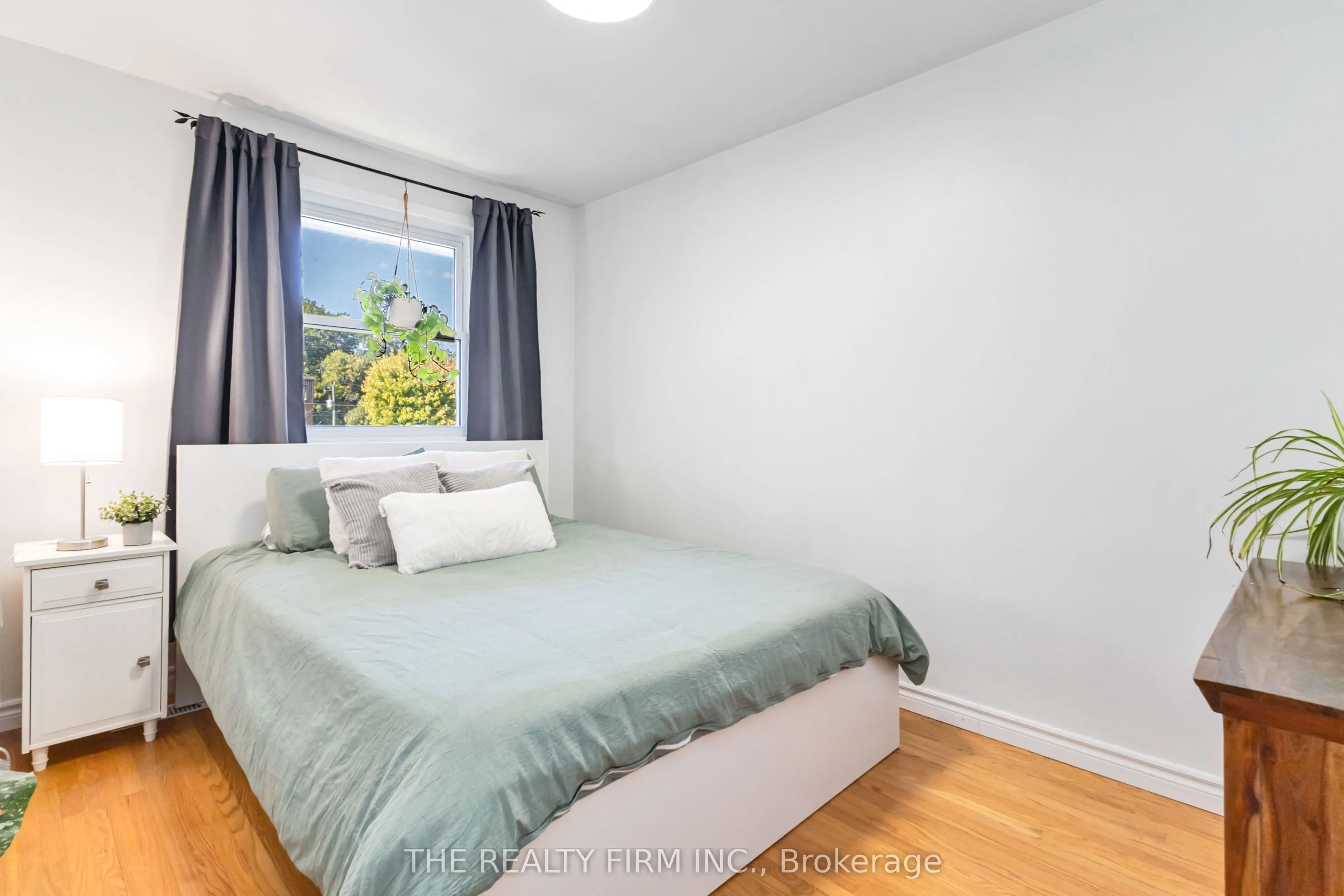 71 Parkside Drive, #5