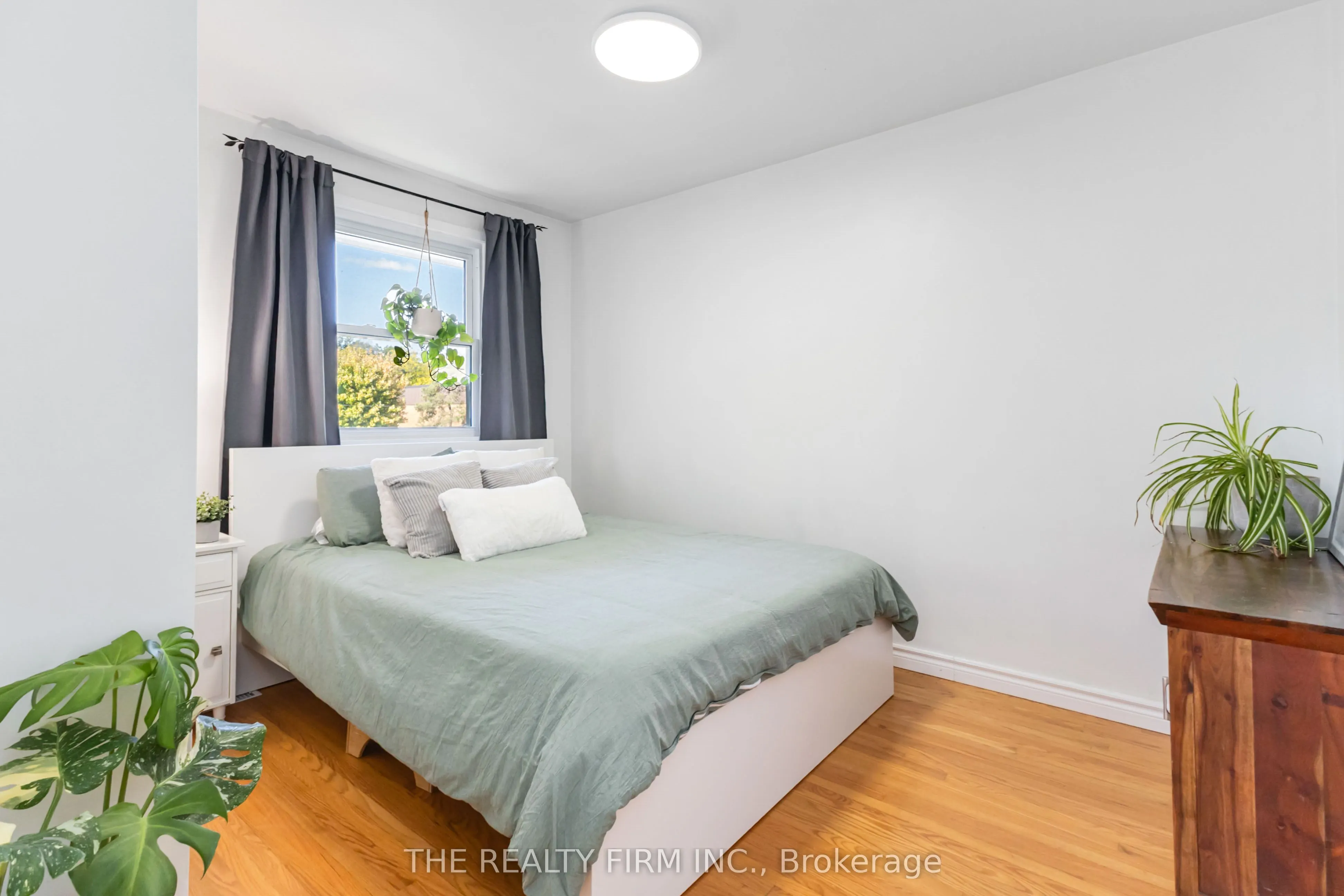 71 Parkside Drive, #5