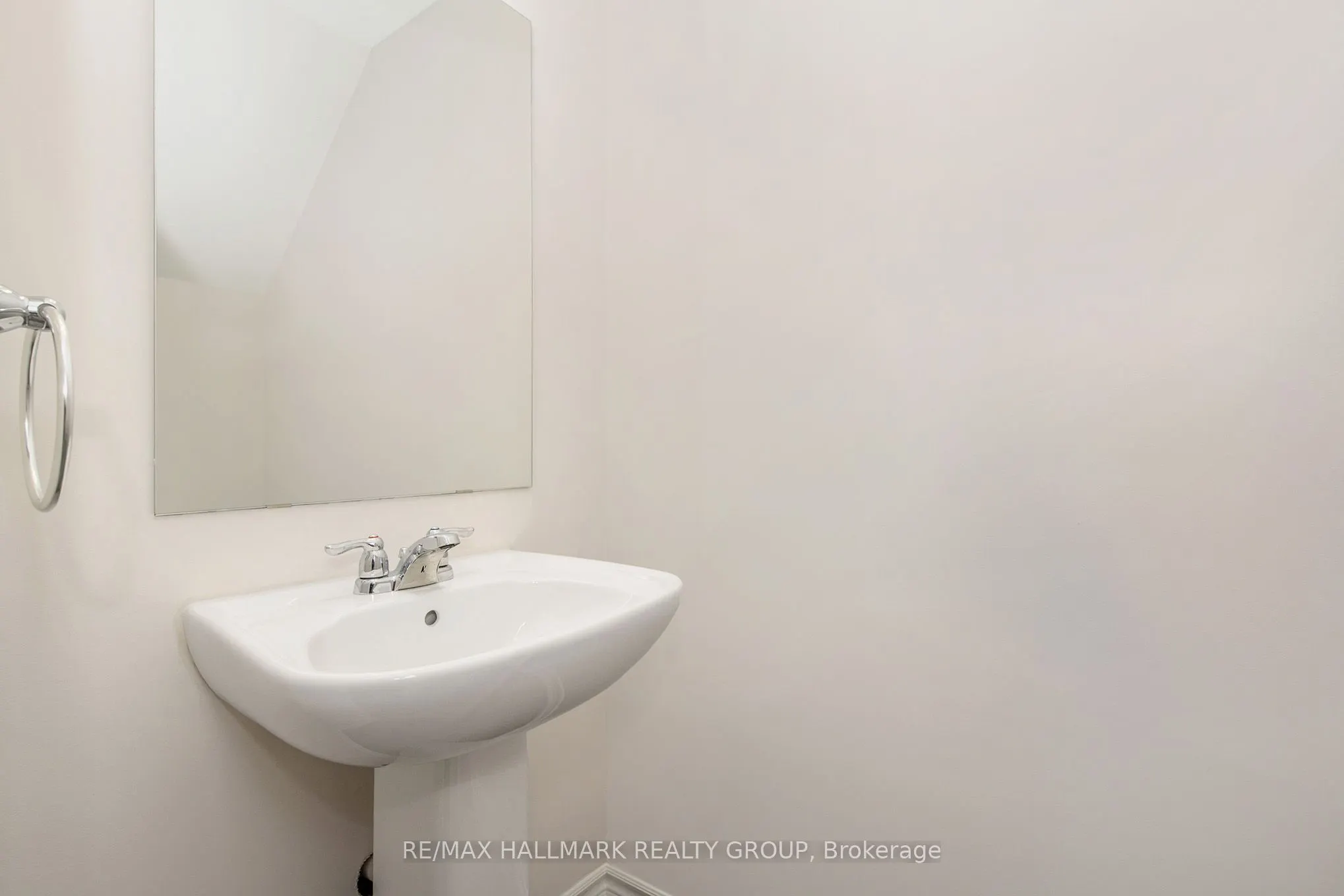 290 Zenith Private, #137