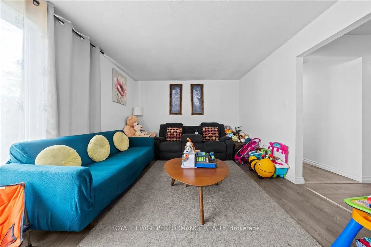 1702 Russell Road
