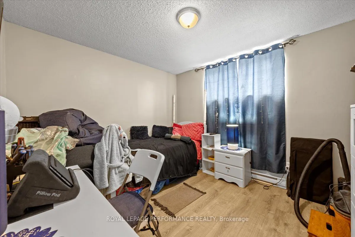 1702 Russell Road