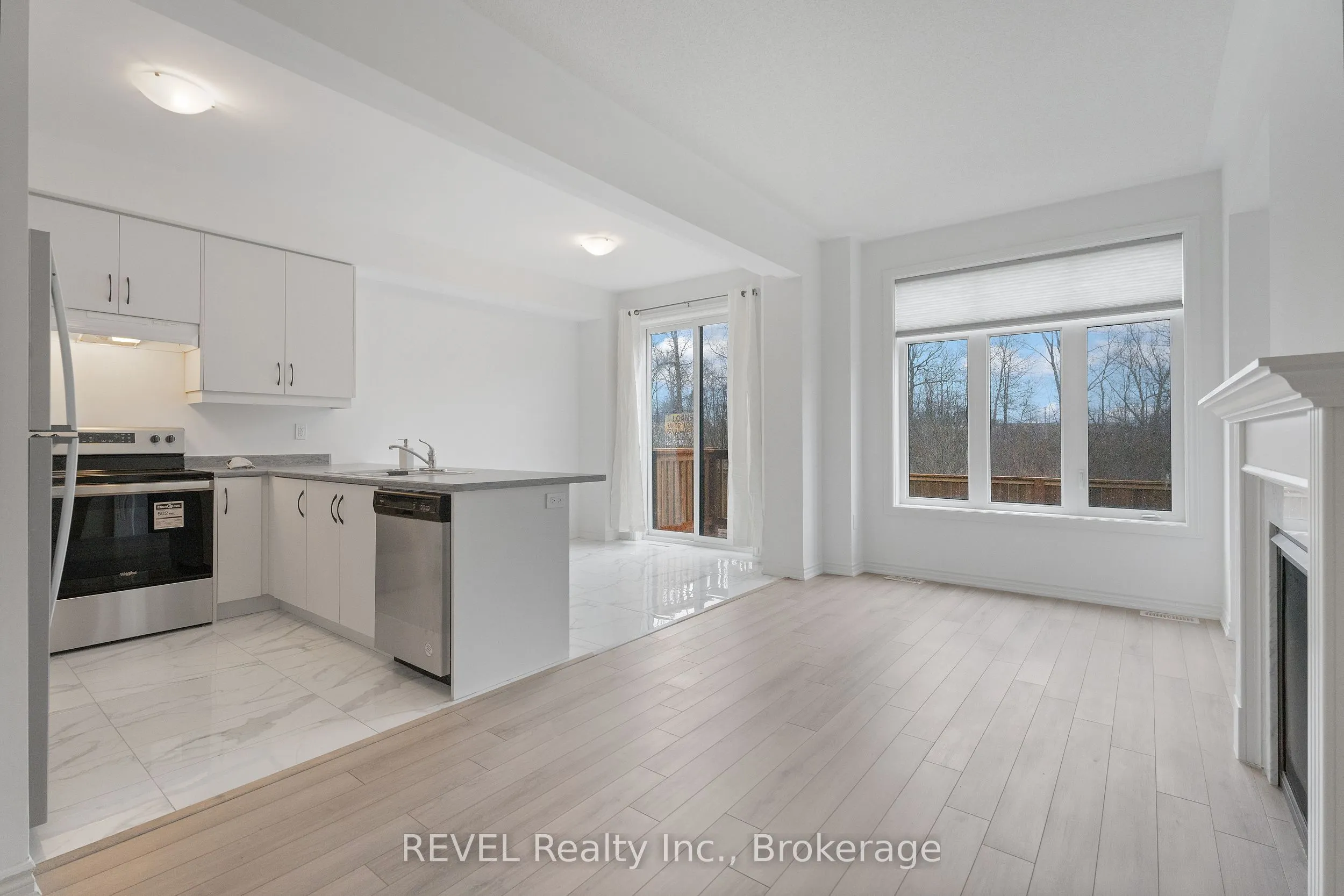 7436 Baycrest Common, #27