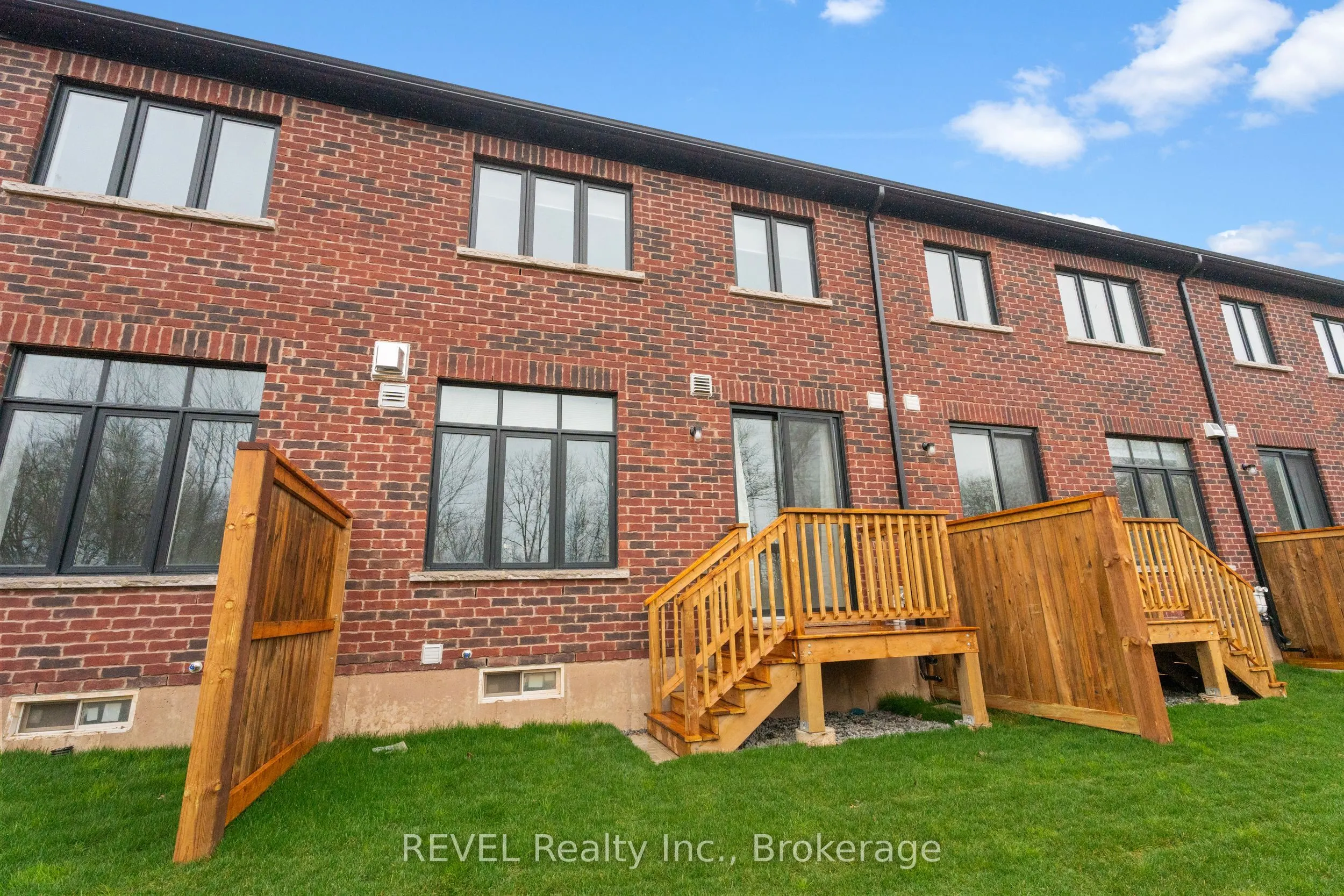 7436 Baycrest Common, #27