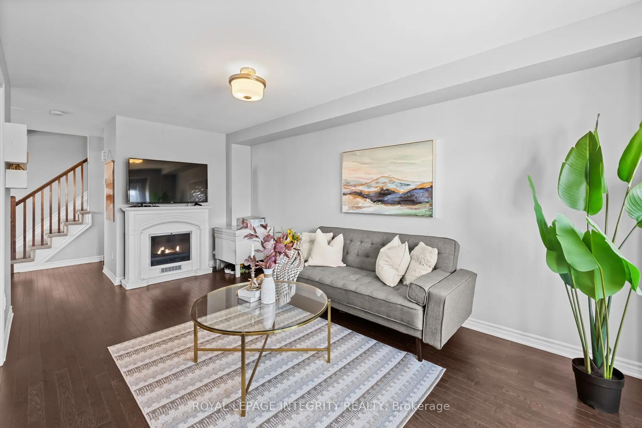 211 Bensinger Way