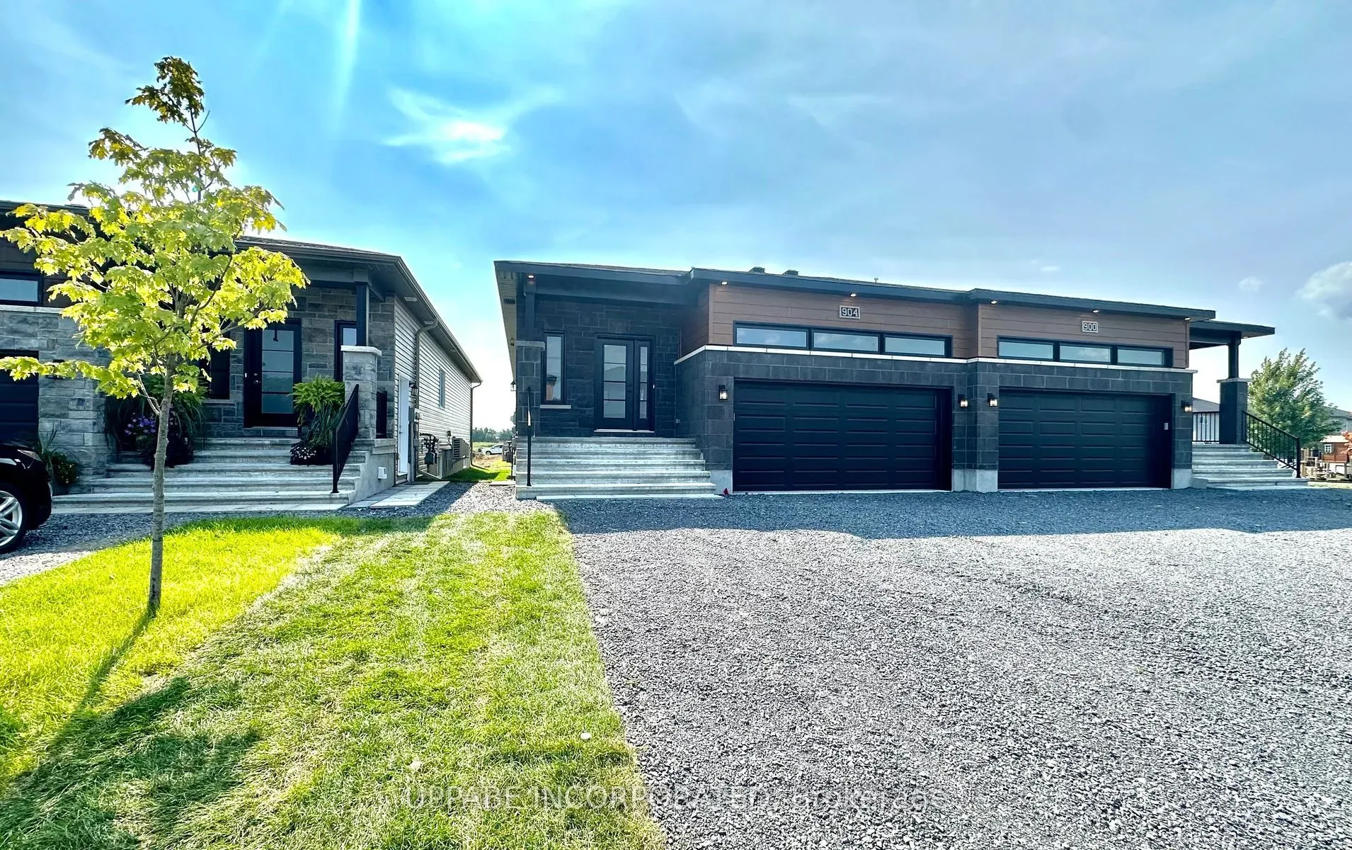 904 Chablis Crescent, #Unit A