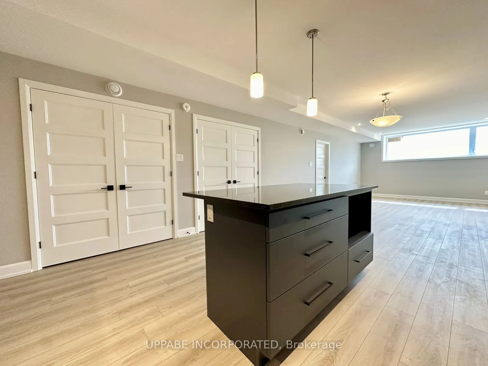 904 Chablis Crescent, #Unit A