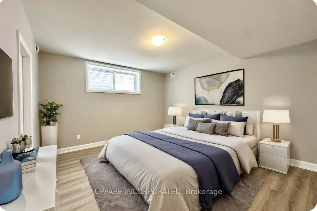 904 Chablis Crescent, #Unit A
