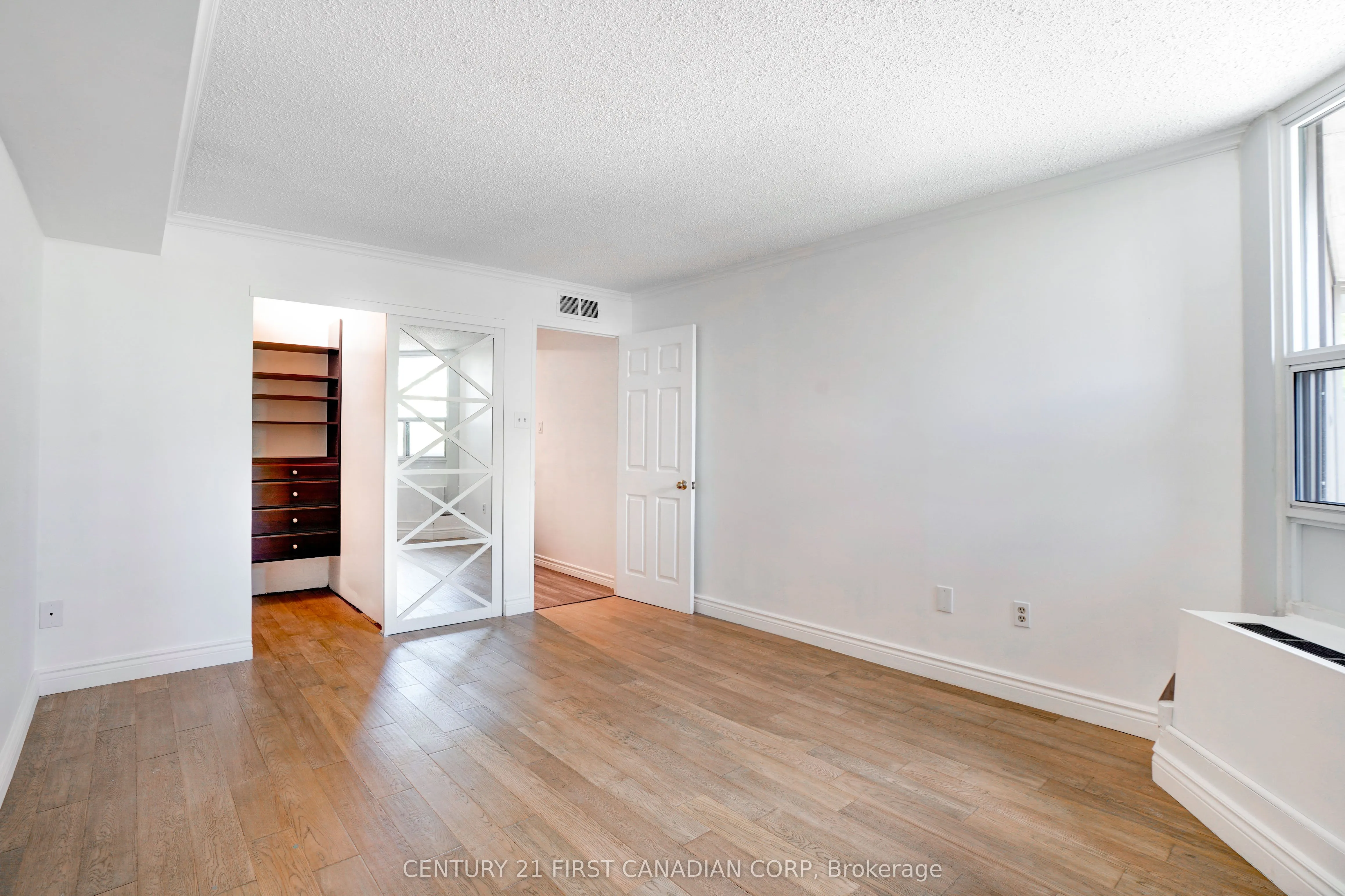 363 Colborne Street, #402