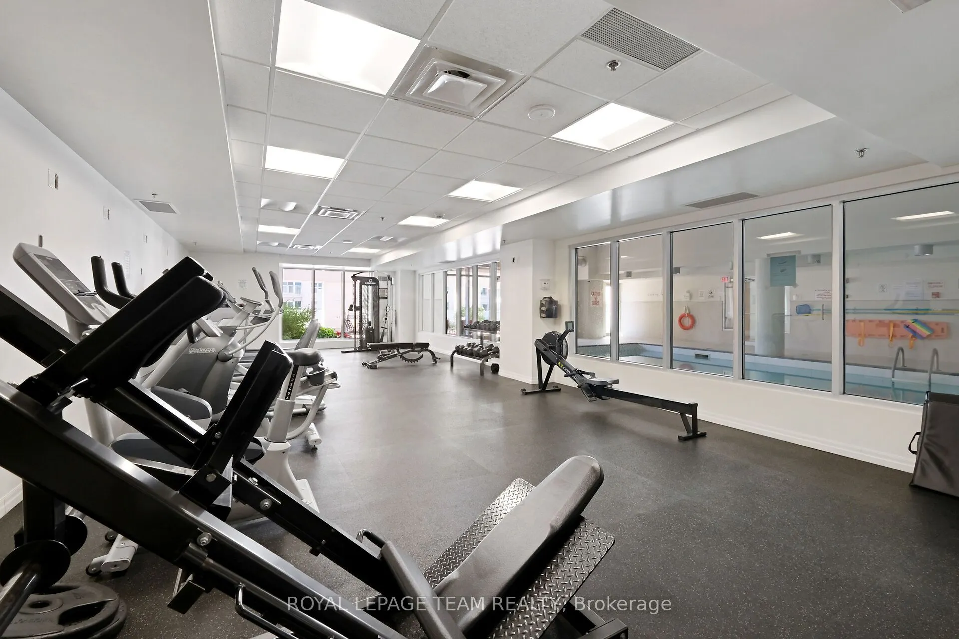 242 Rideau Street, #1601