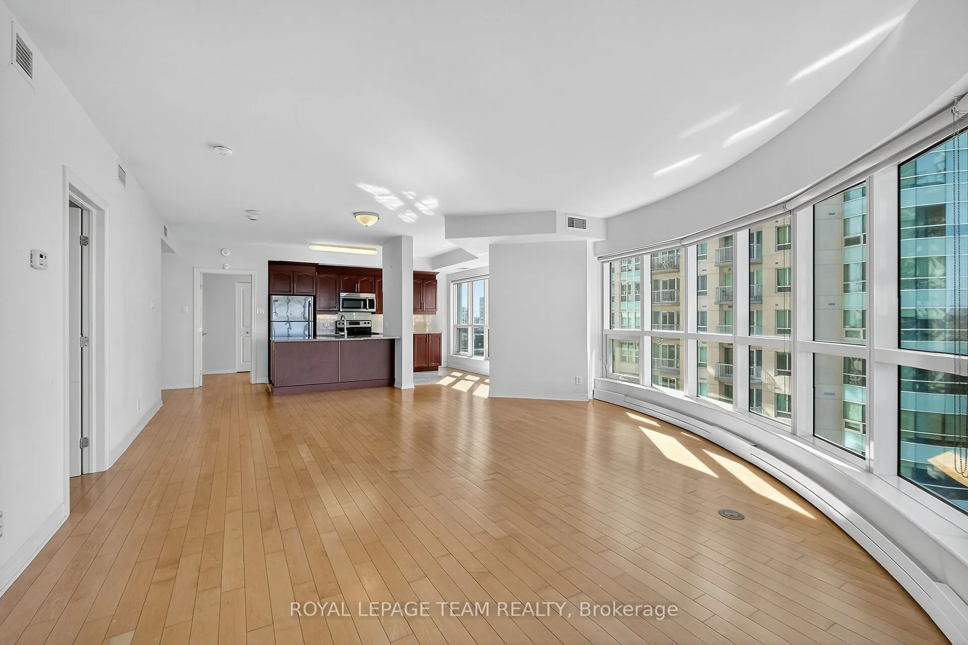 242 Rideau Street, #1601