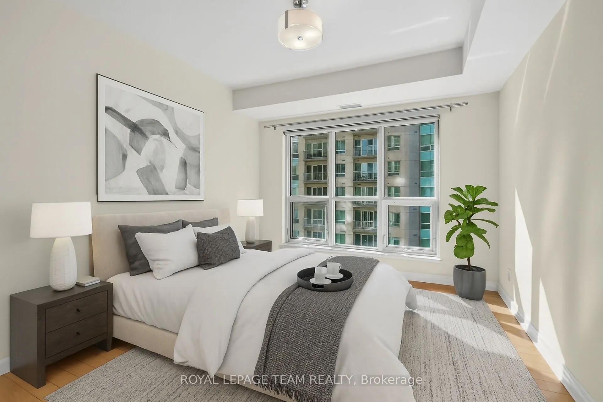 242 Rideau Street, #1601