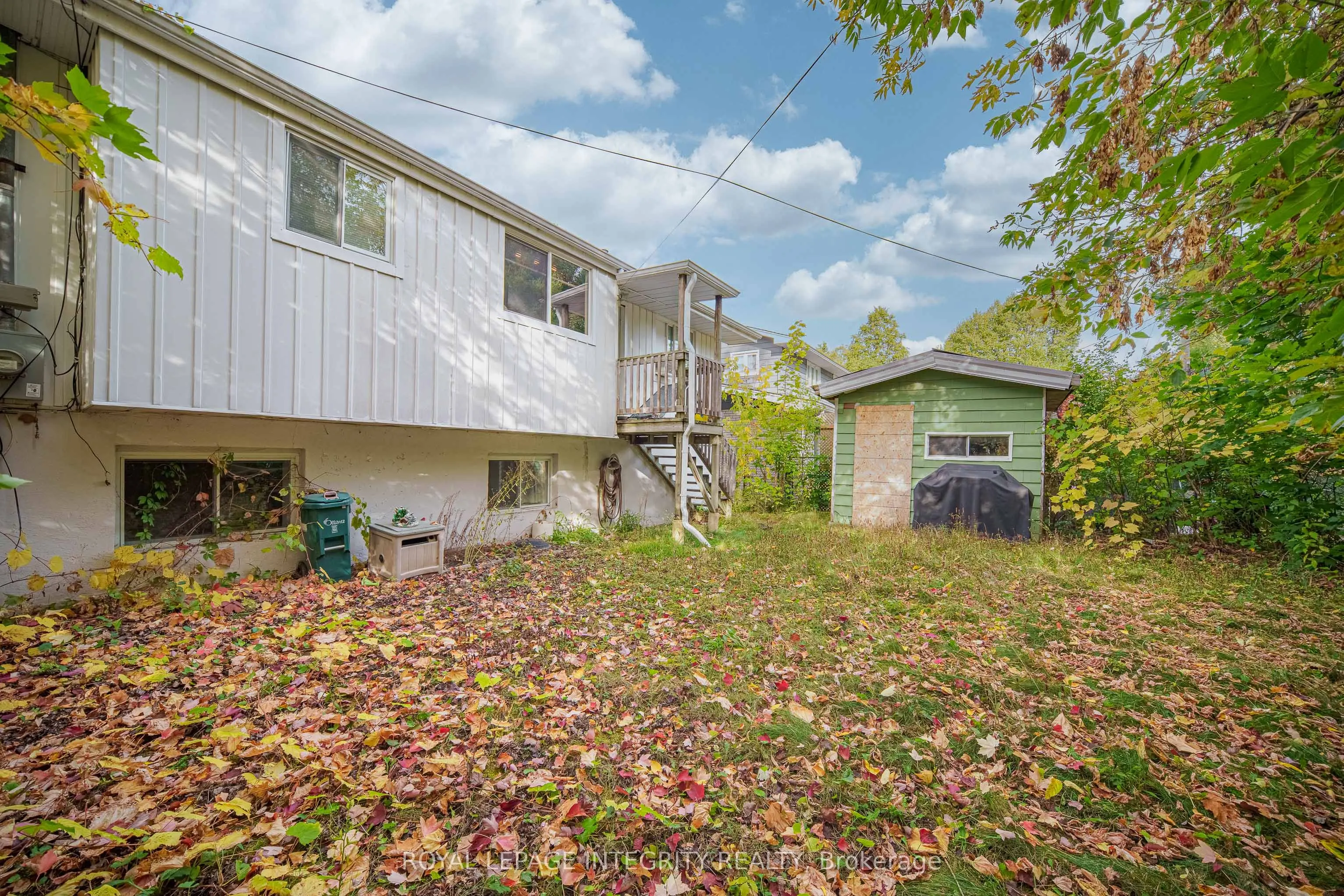 1896 Featherston Drive, #Unit B