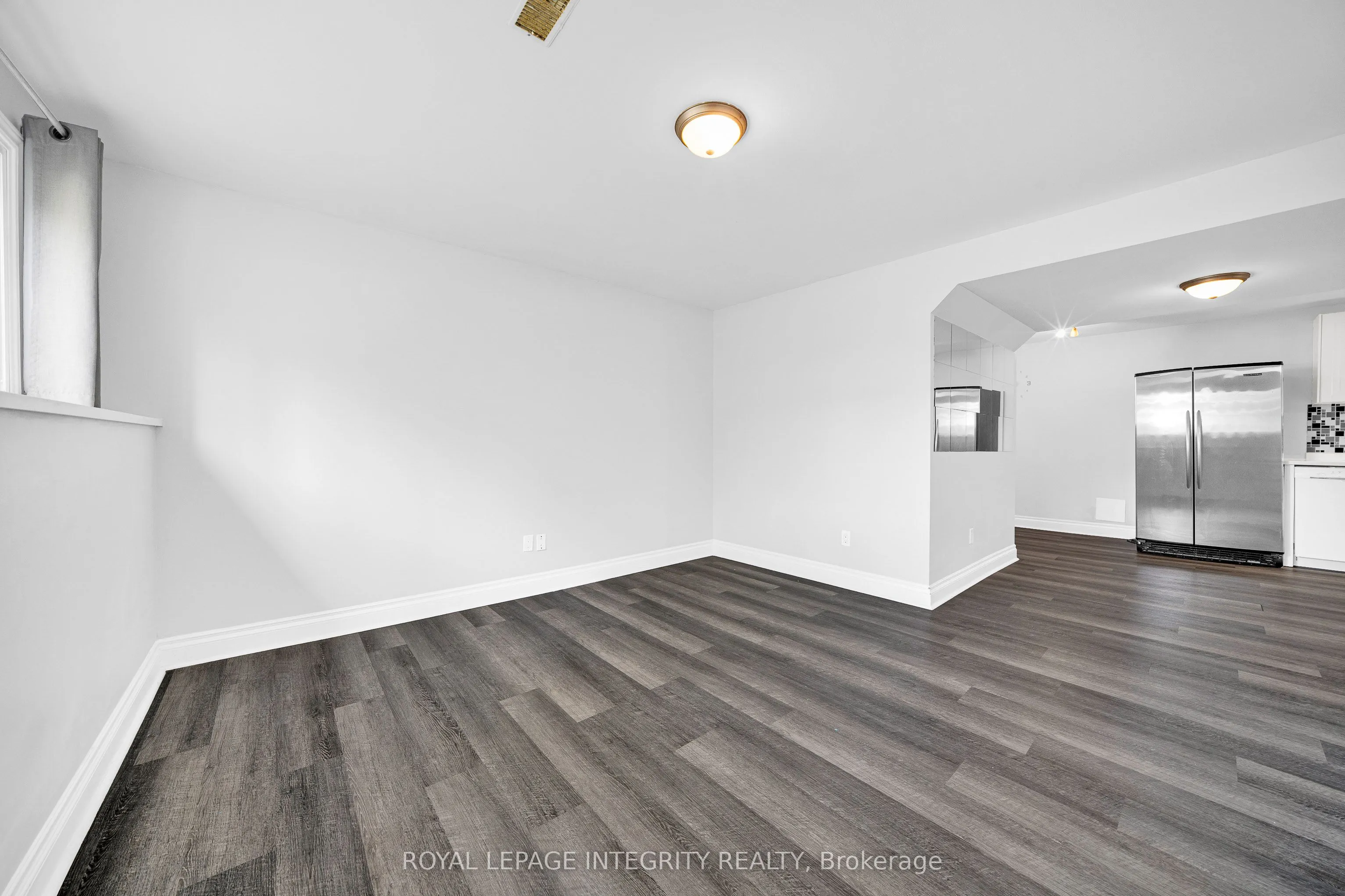1896 Featherston Drive, #Unit B