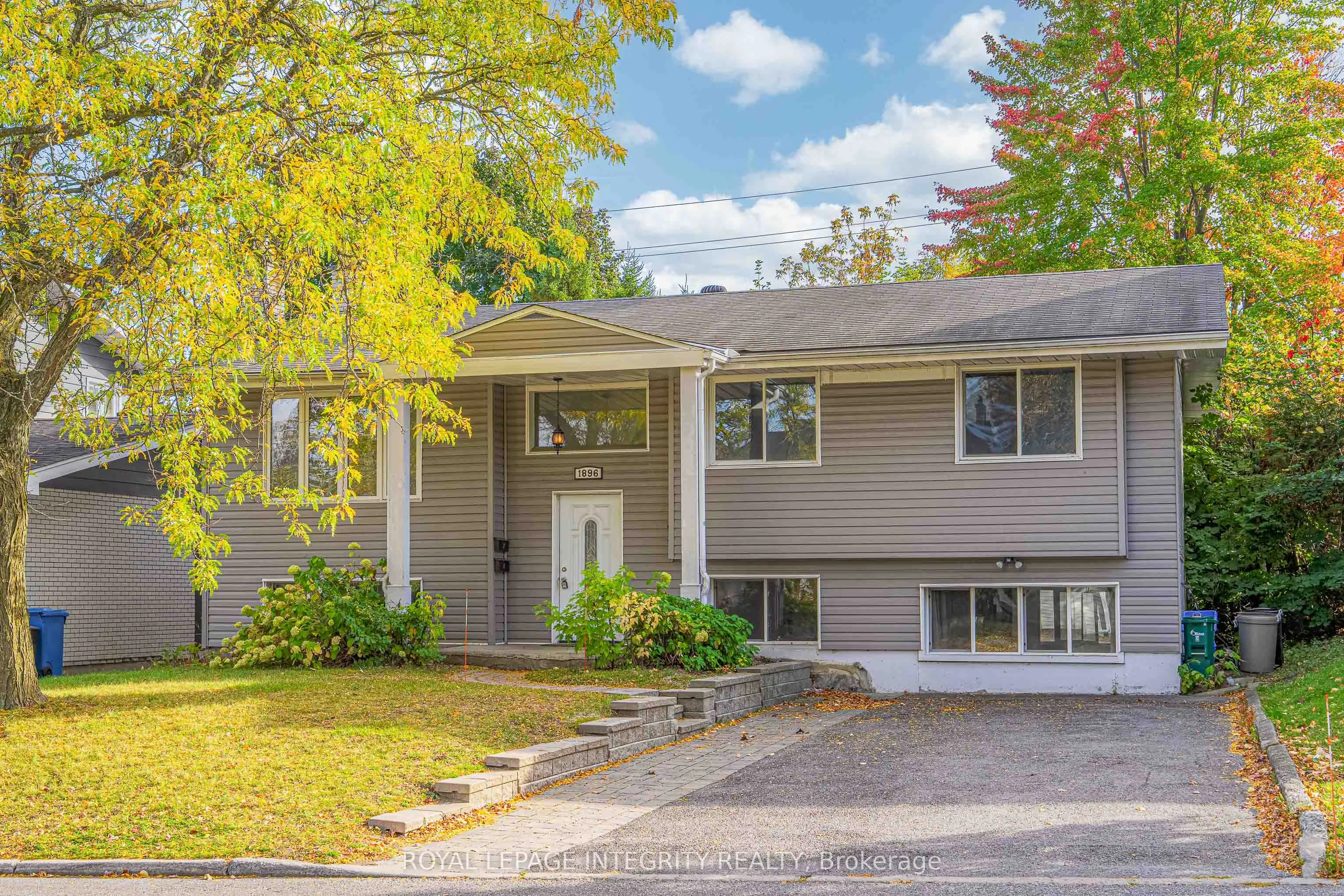1896 Featherston Drive, #Unit B