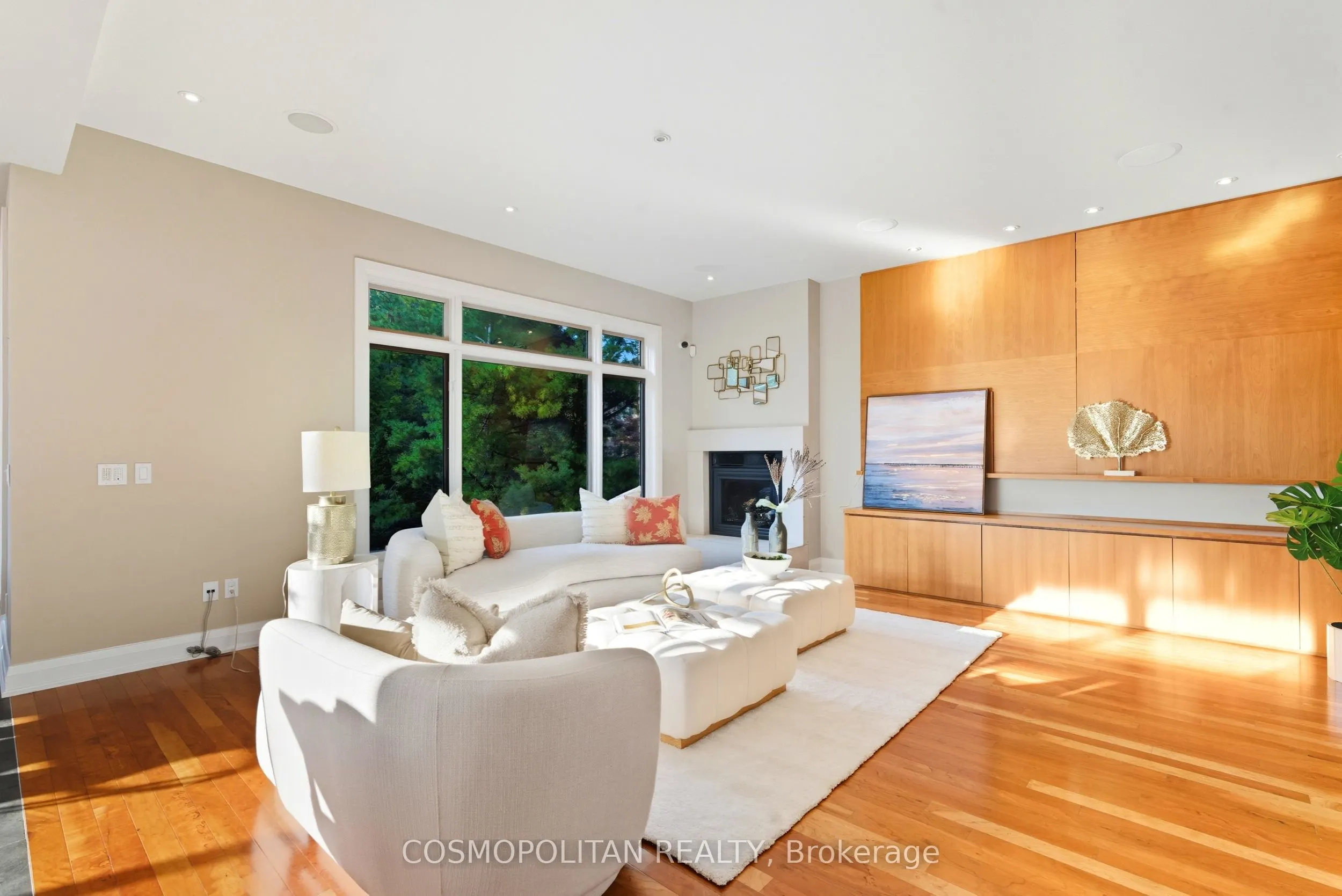 5 BROOKLYN Court