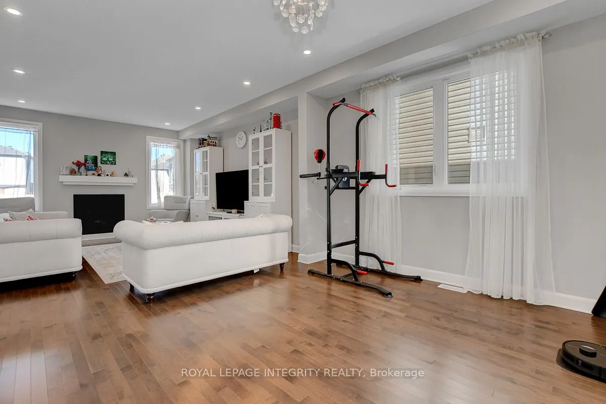 279 Aquarium Avenue