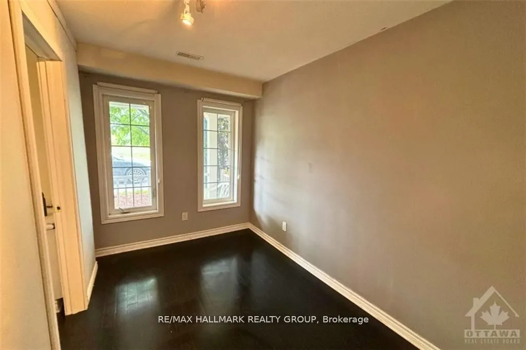 2011 Madrid Avenue