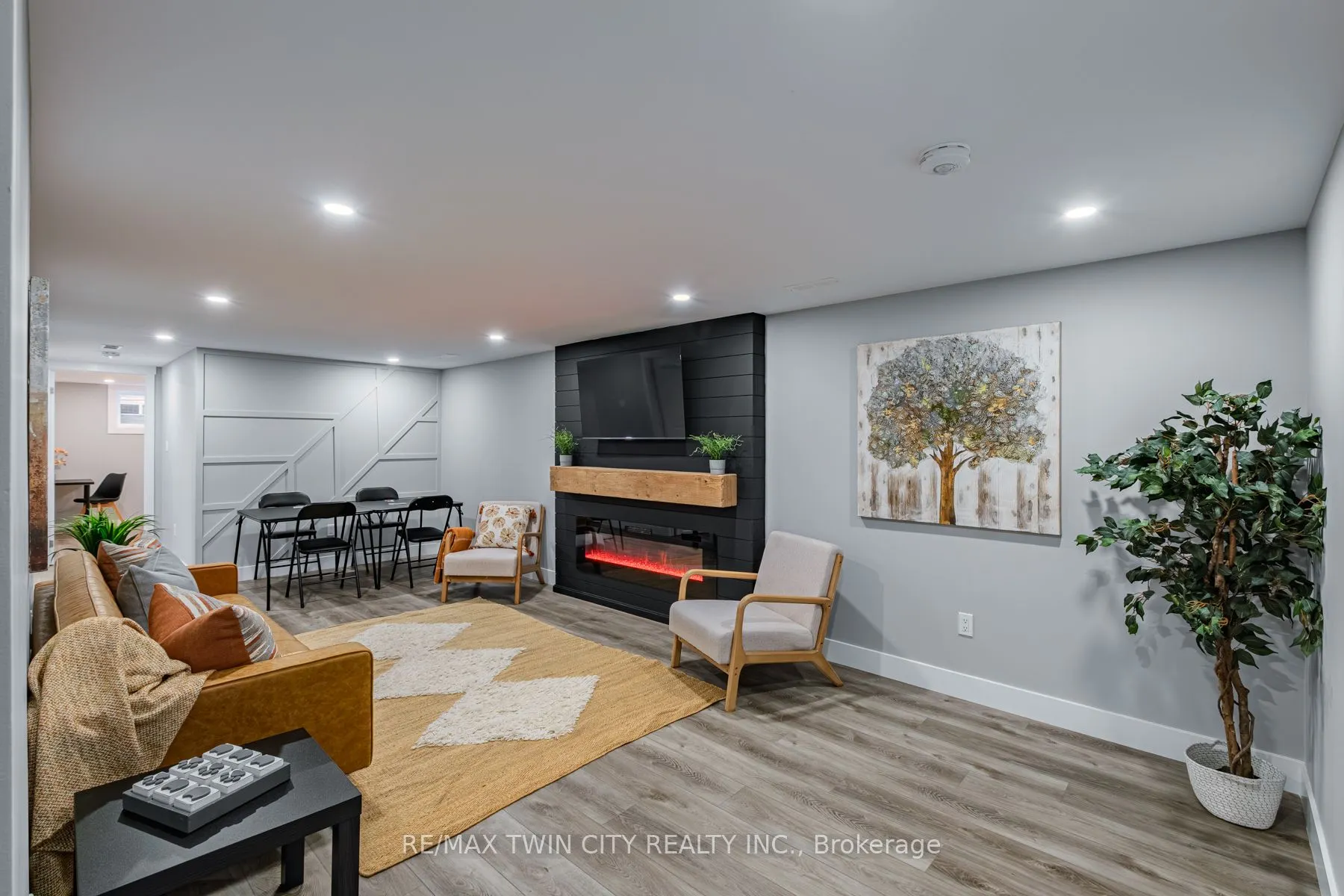 14 Montour Place