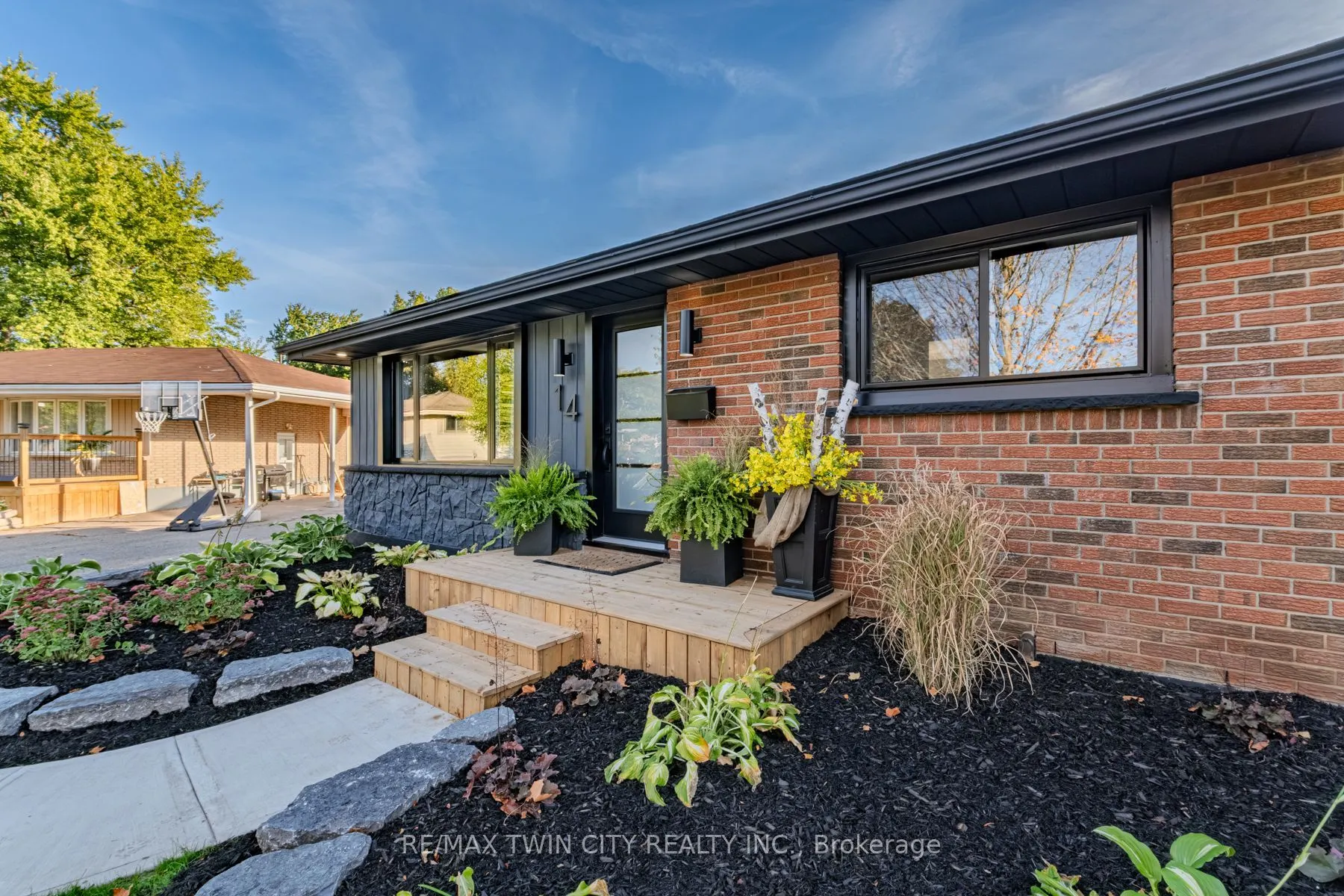 14 Montour Place
