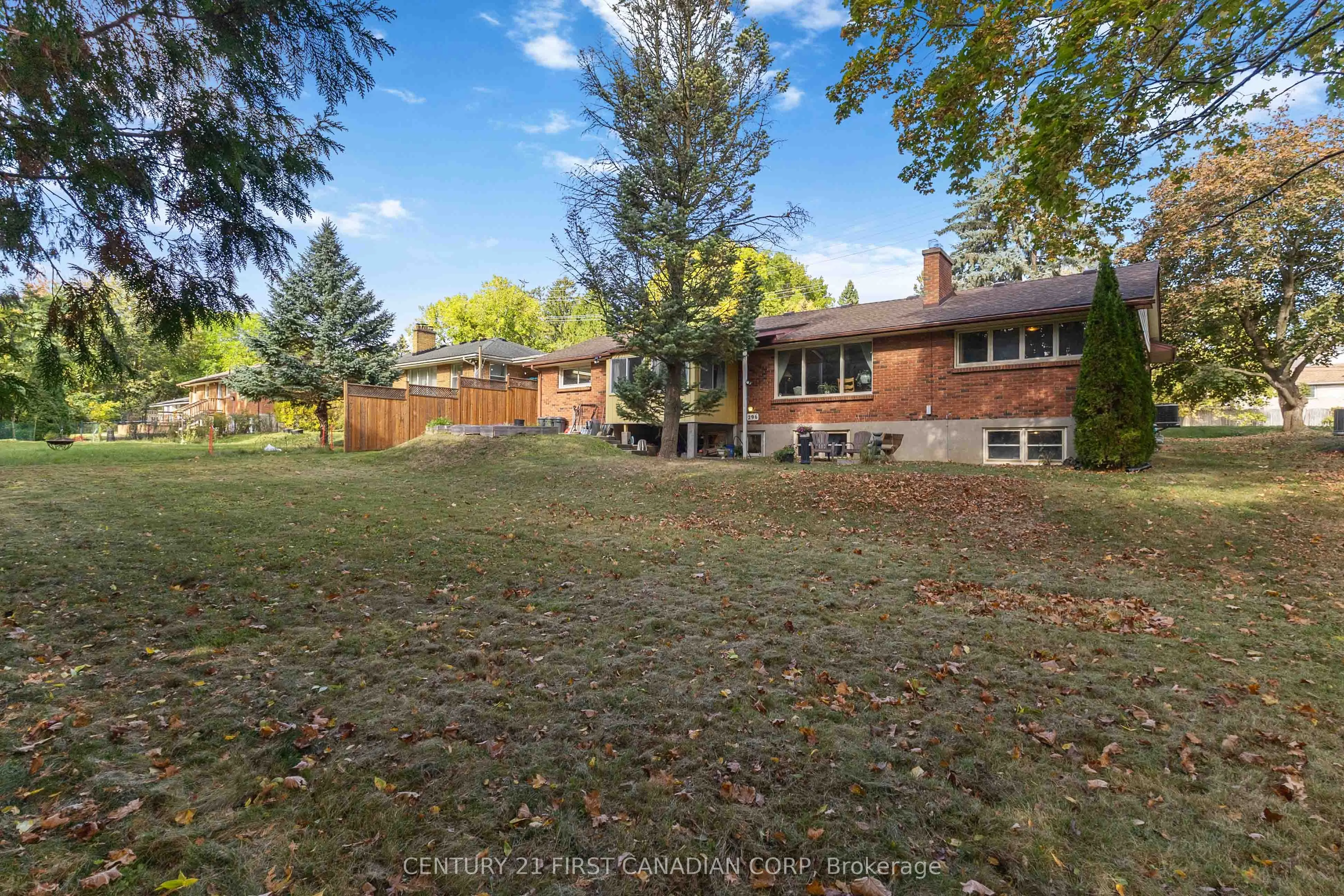 296 Sarnia Road