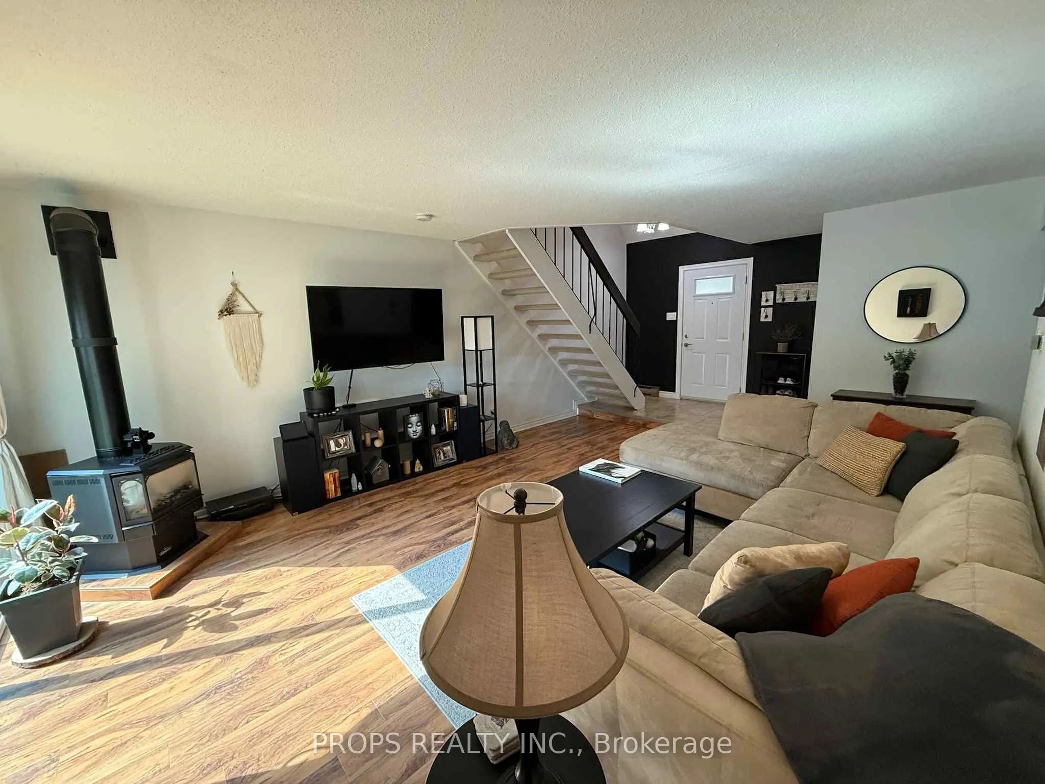 15 Crabtree Avenue