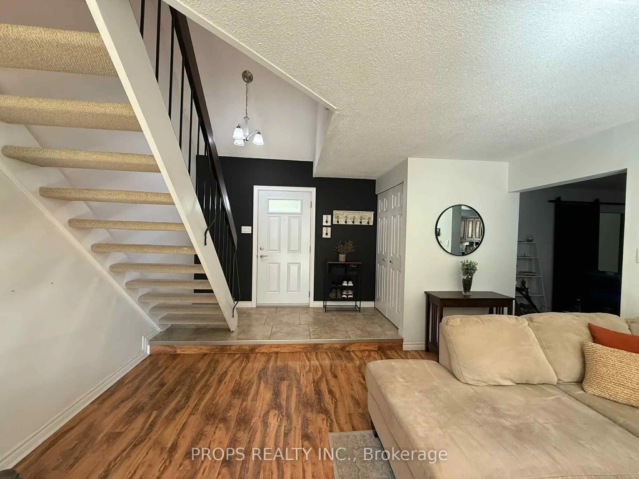 15 Crabtree Avenue