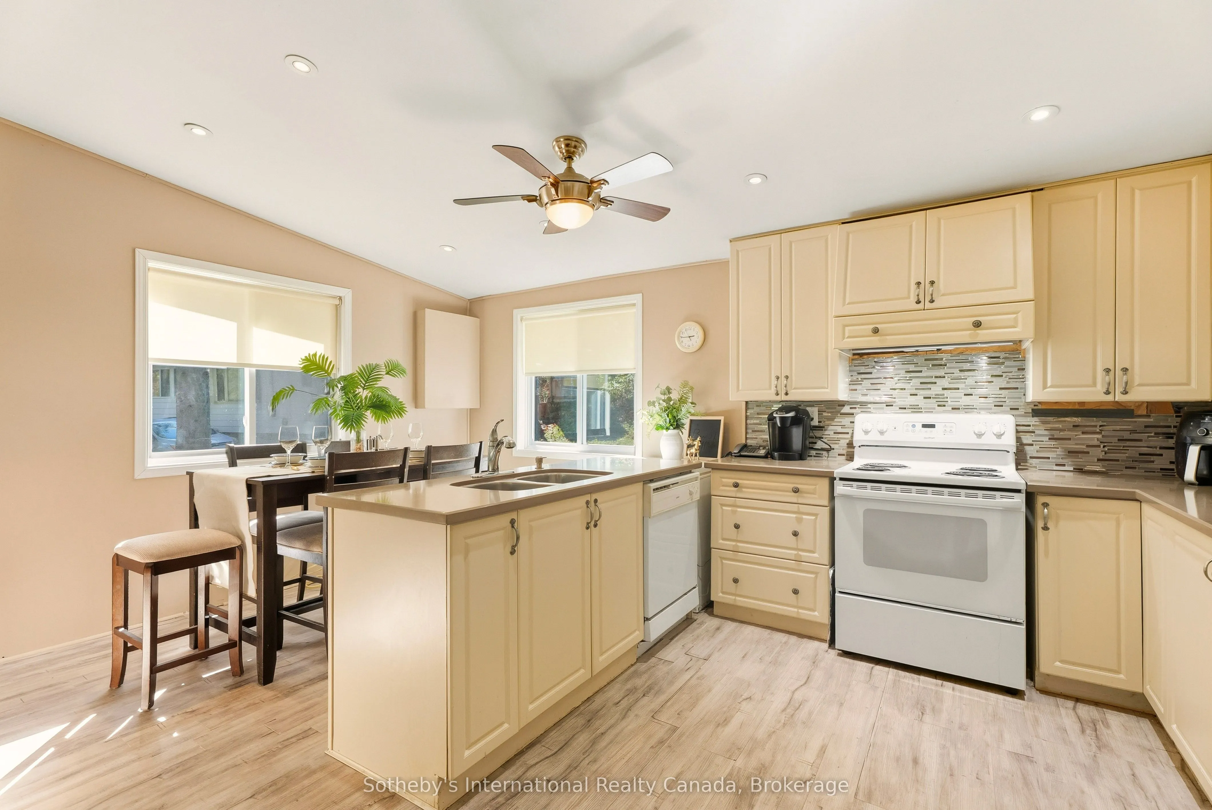 1161 North Kahshe Lake Road