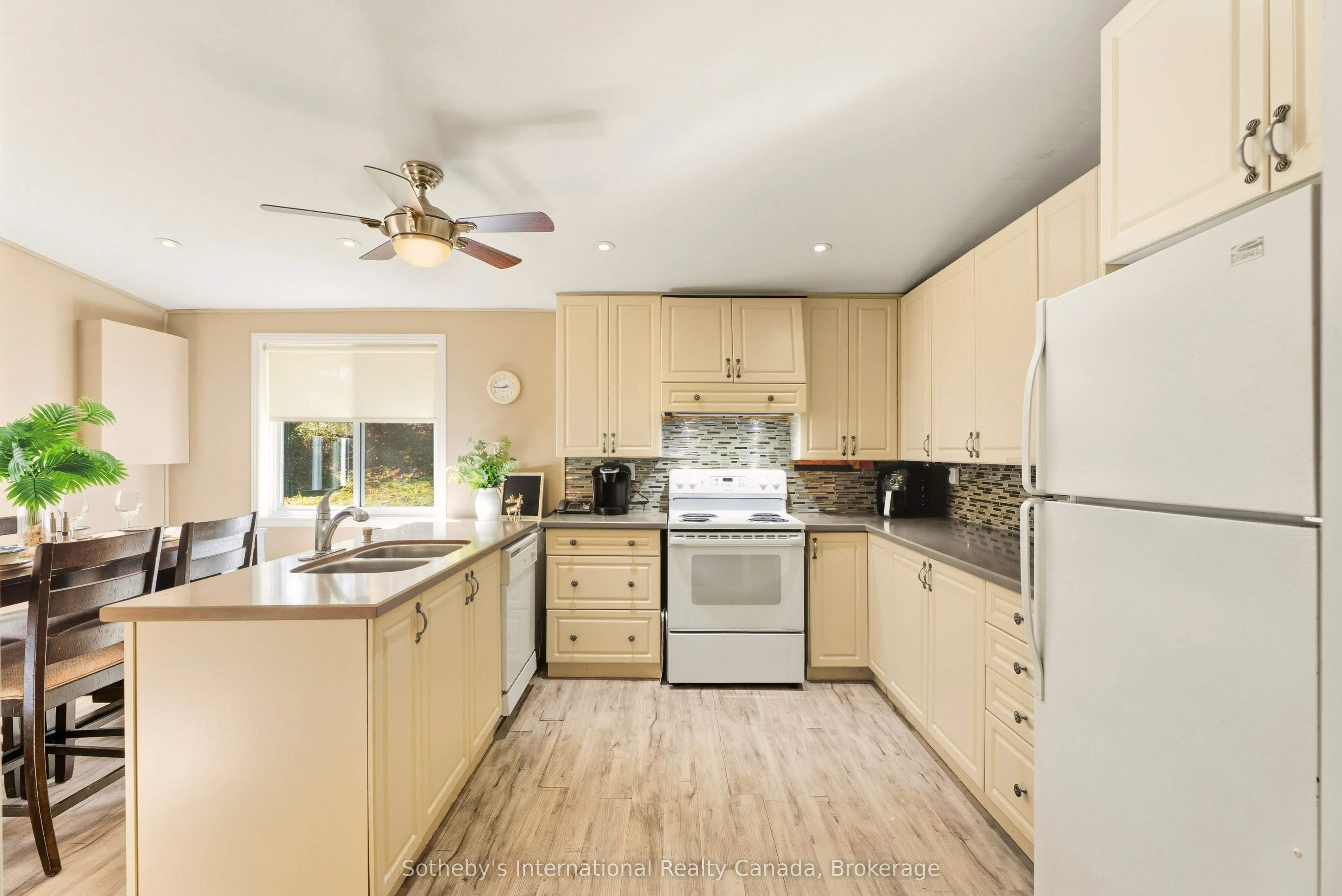 1161 North Kahshe Lake Road