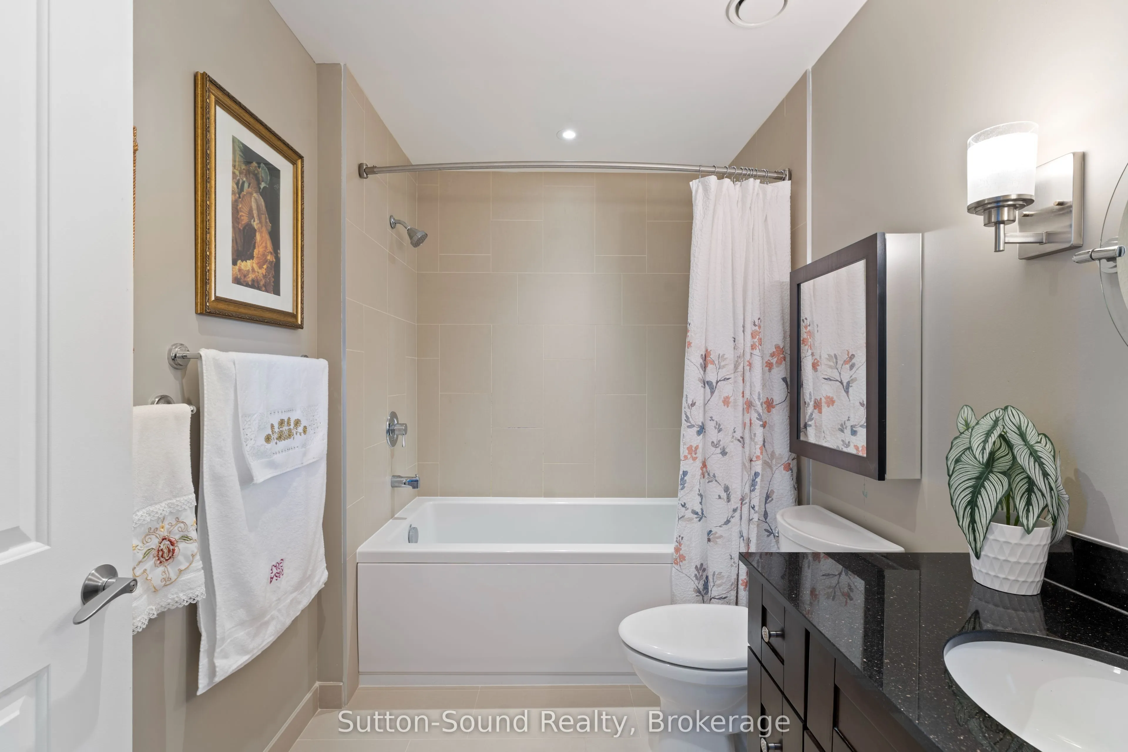 945 3rd Avenue East Avenue, #410