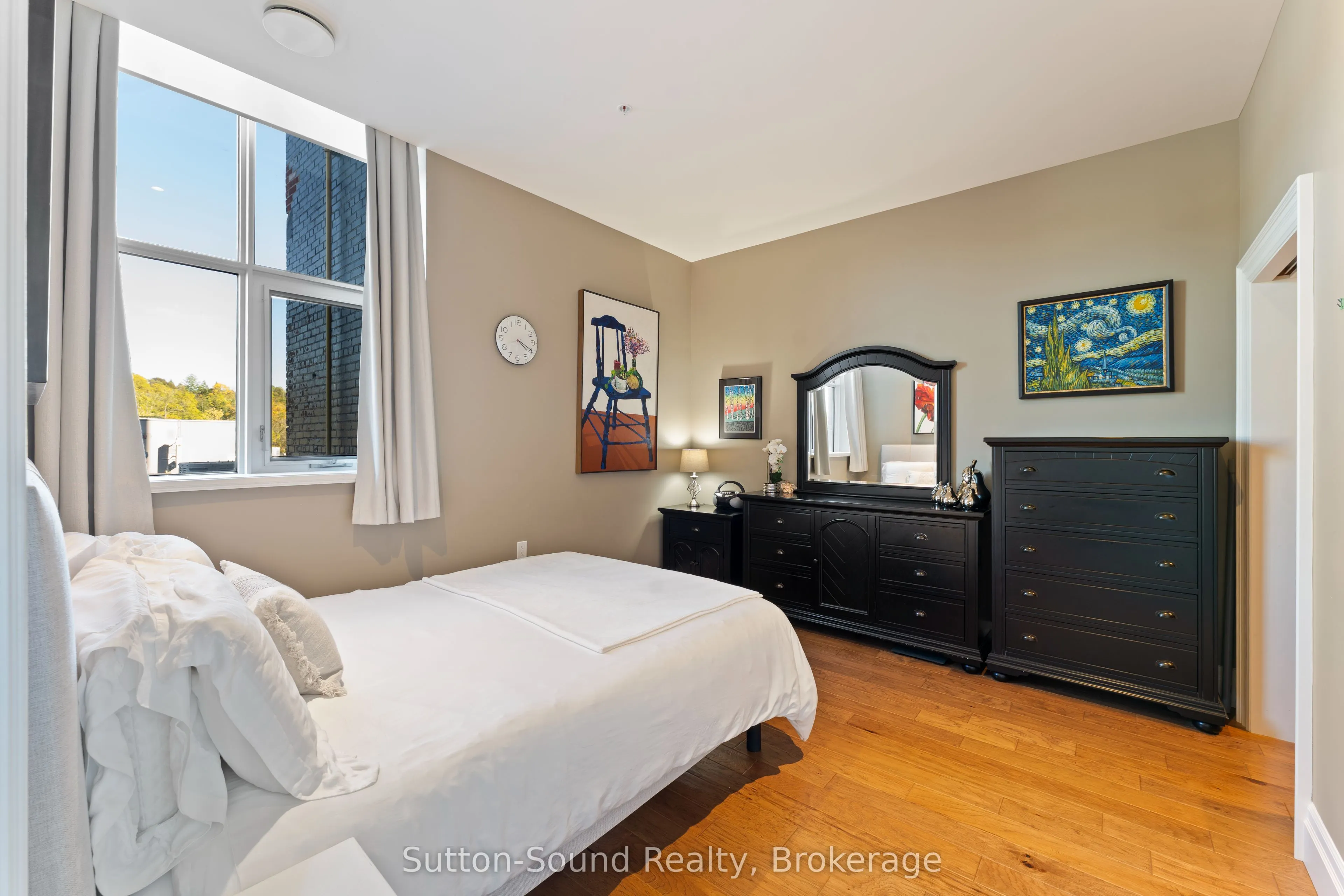 945 3rd Avenue East Avenue, #410