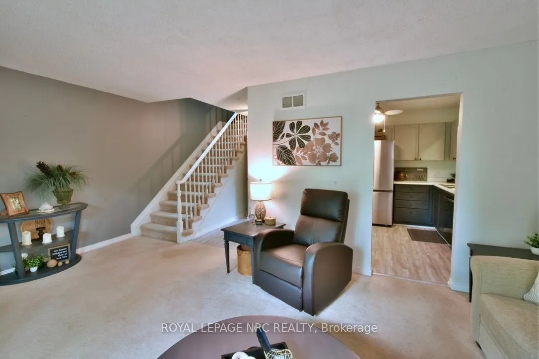 159 Canboro Road, #11