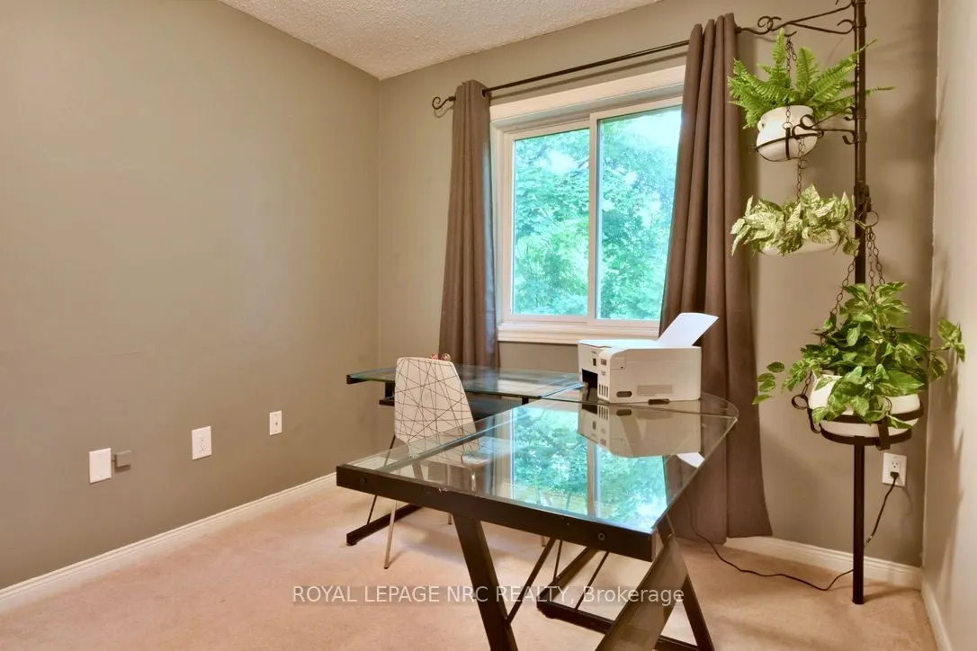 159 Canboro Road, #11
