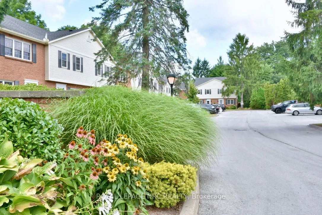 159 Canboro Road, #11