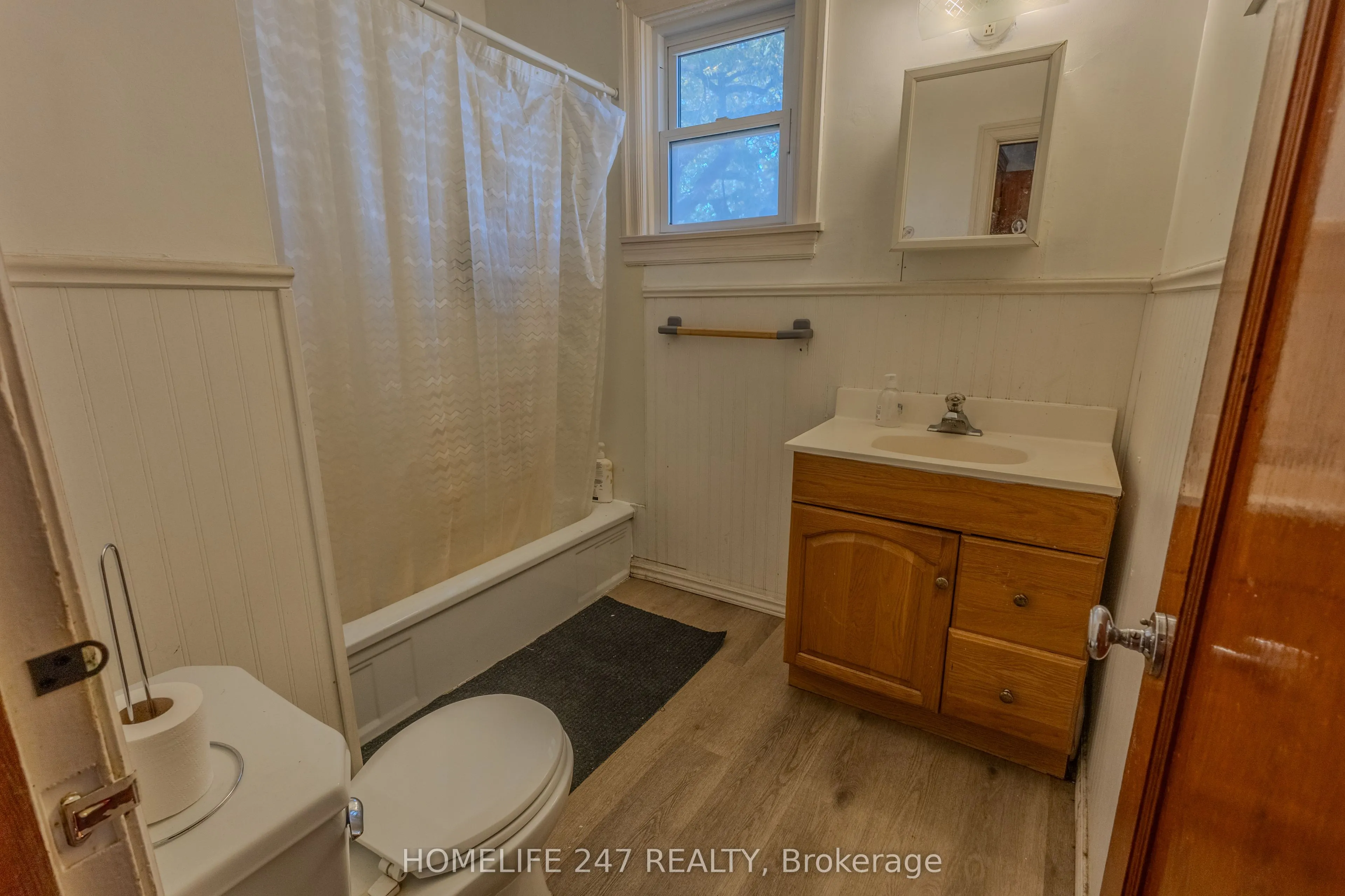 437 Clarke Road