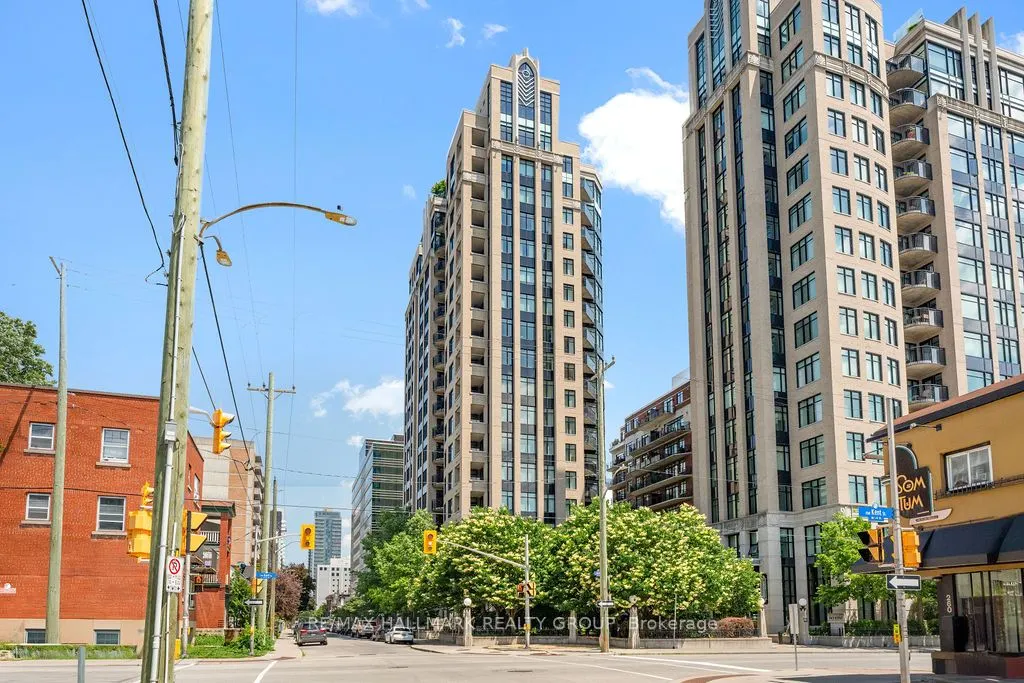 235 Kent Street, #914